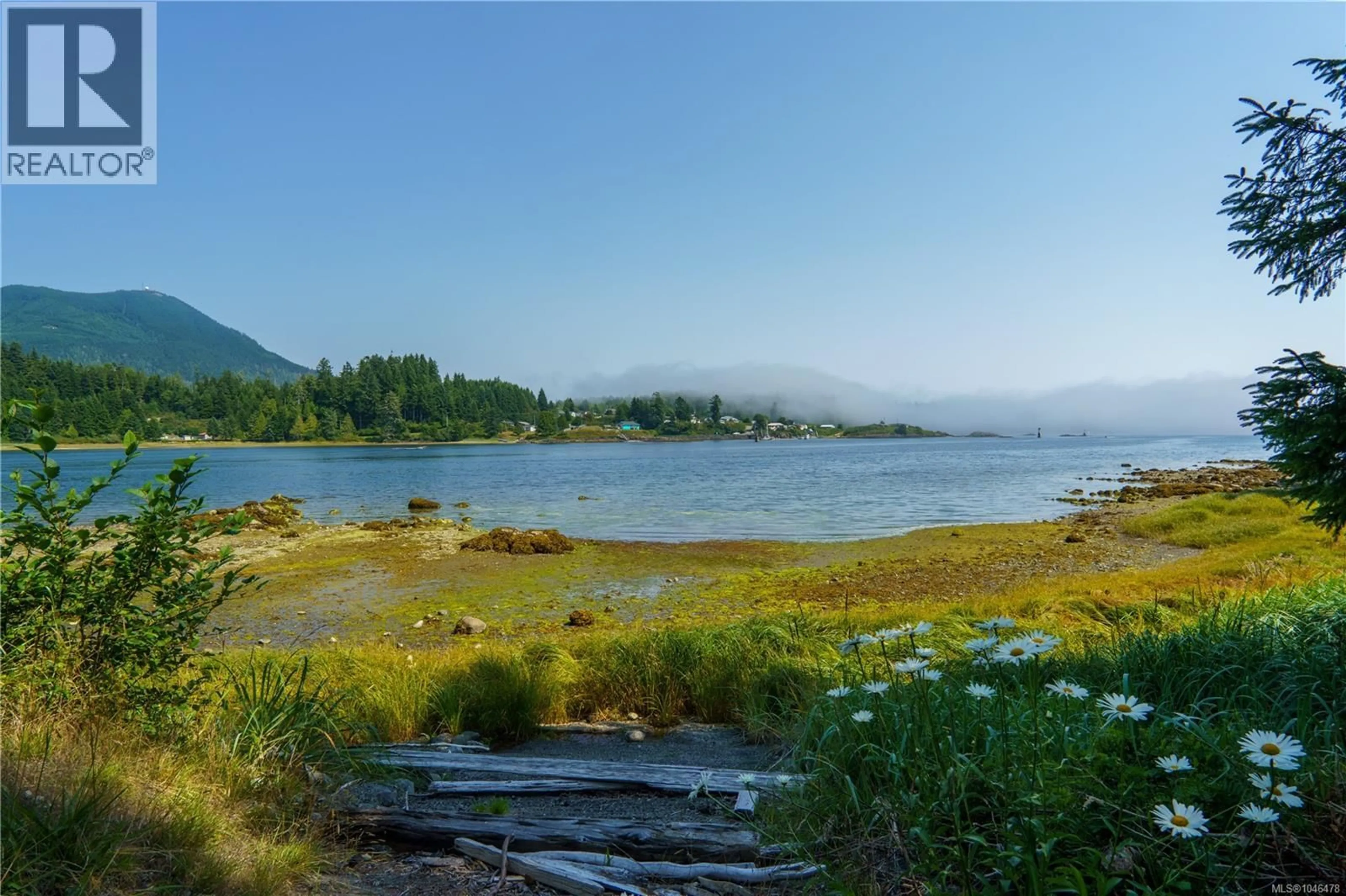 Blurry image for 1191 EBER ROAD, Ucluelet British Columbia V0R3A0