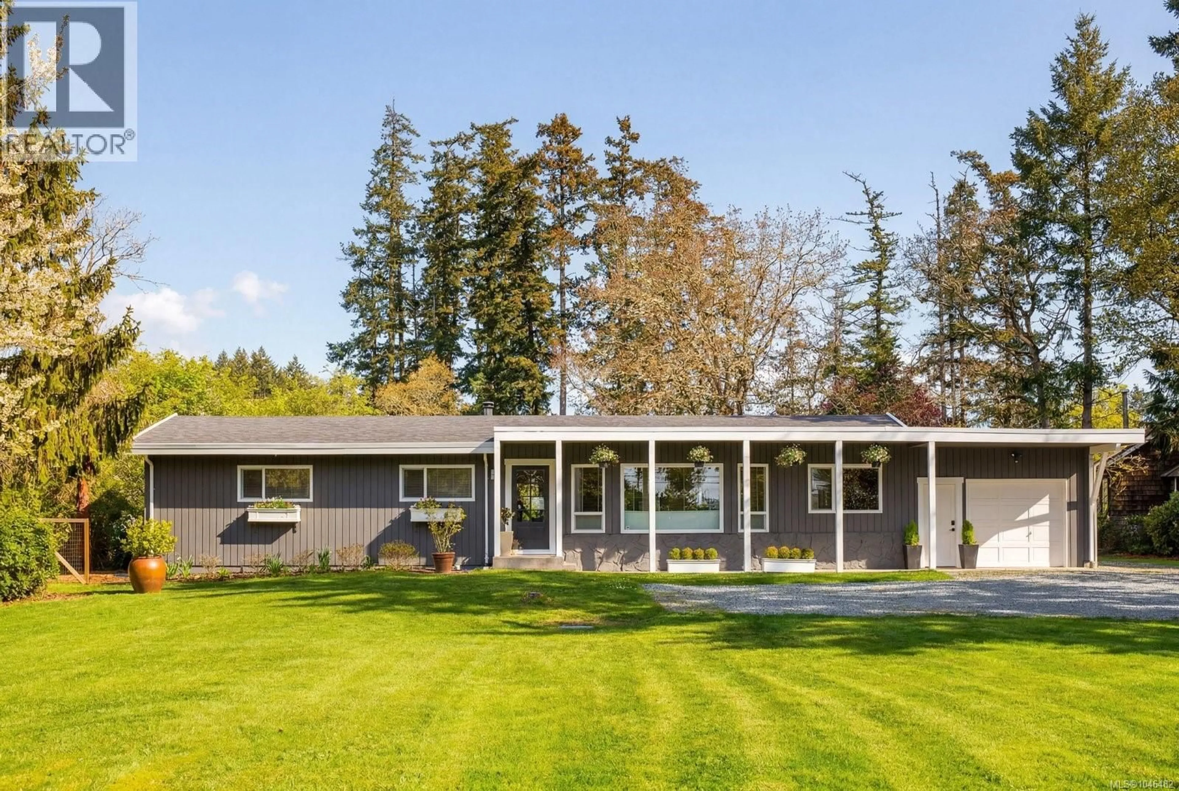 Home with vinyl exterior material, unknown for 826 BIRCH ROAD, North Saanich British Columbia V8L5R9