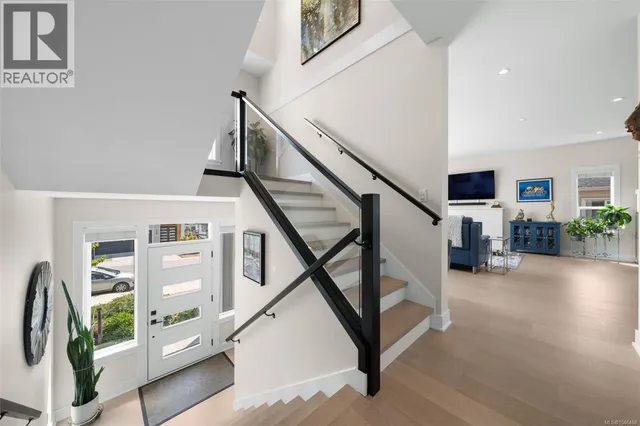 2474 AZURITE CRESCENT, Langford 5