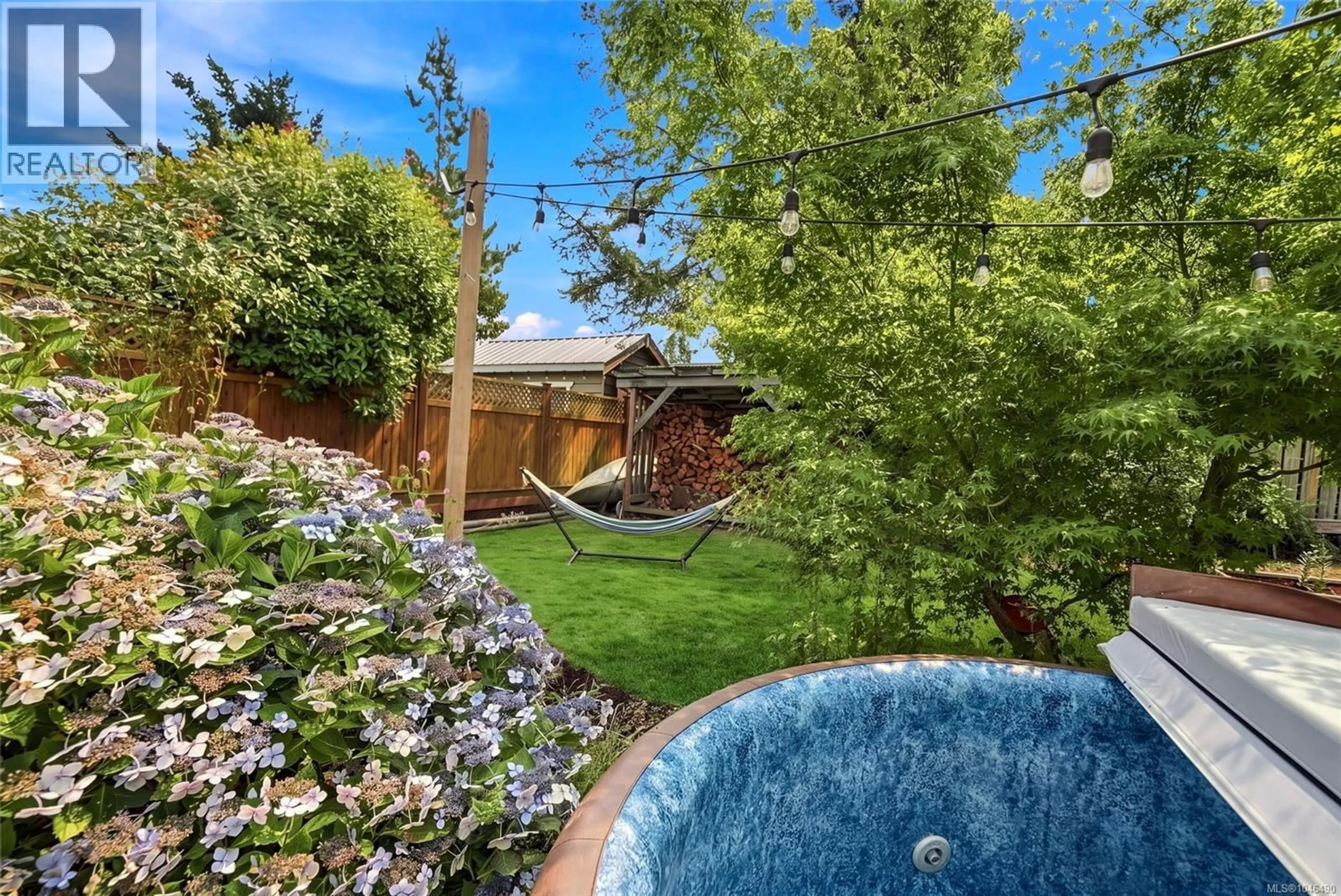 Patio, water/lake/river/ocean view for 744 NEWCASTLE AVENUE, Parksville British Columbia V9P1G1