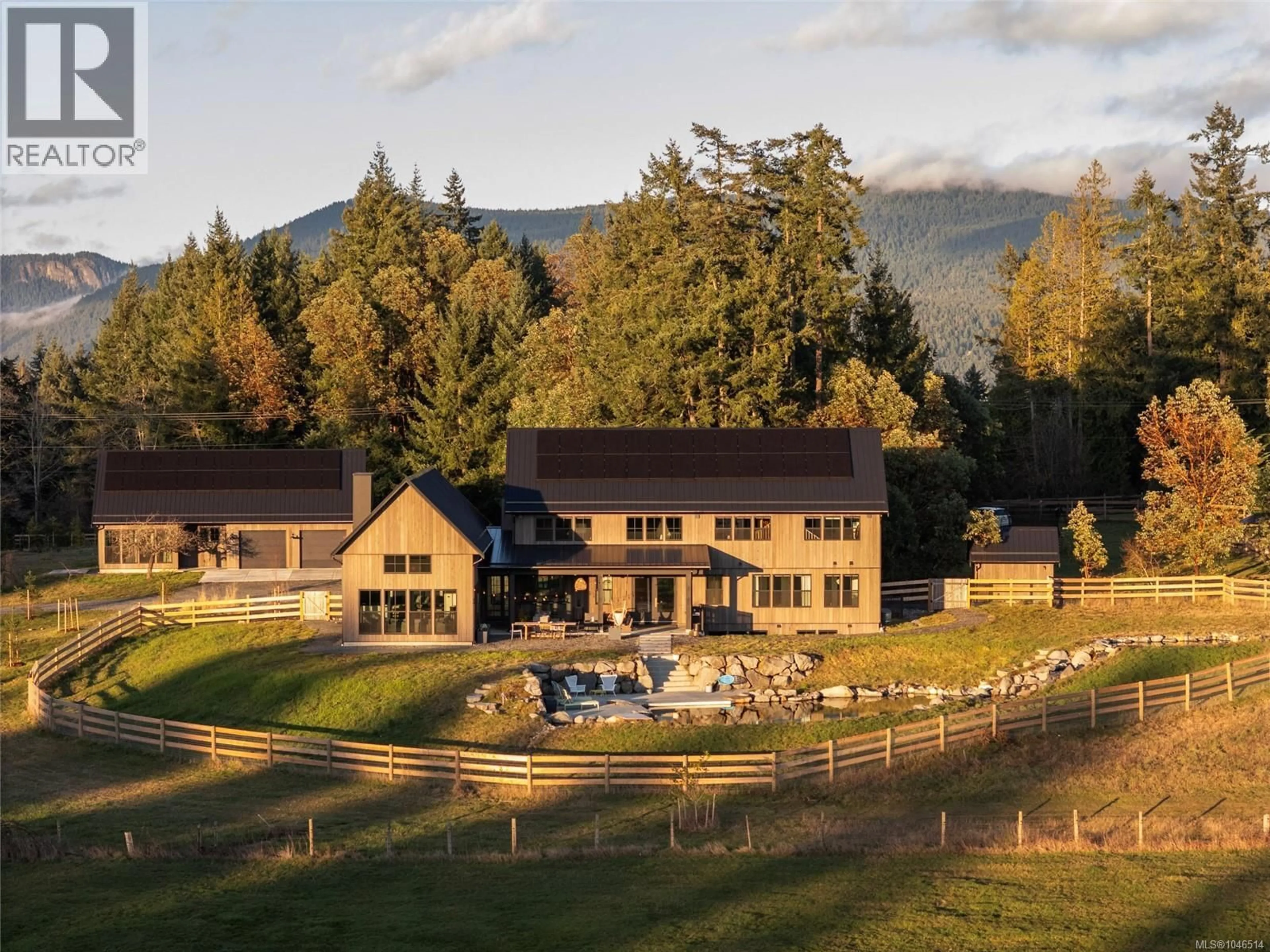 A pic from outside/outdoor area/front of a property/back of a property/a pic from drone, mountain view for 1210 CHERRY POINT ROAD, Cobble Hill British Columbia V0R1N2