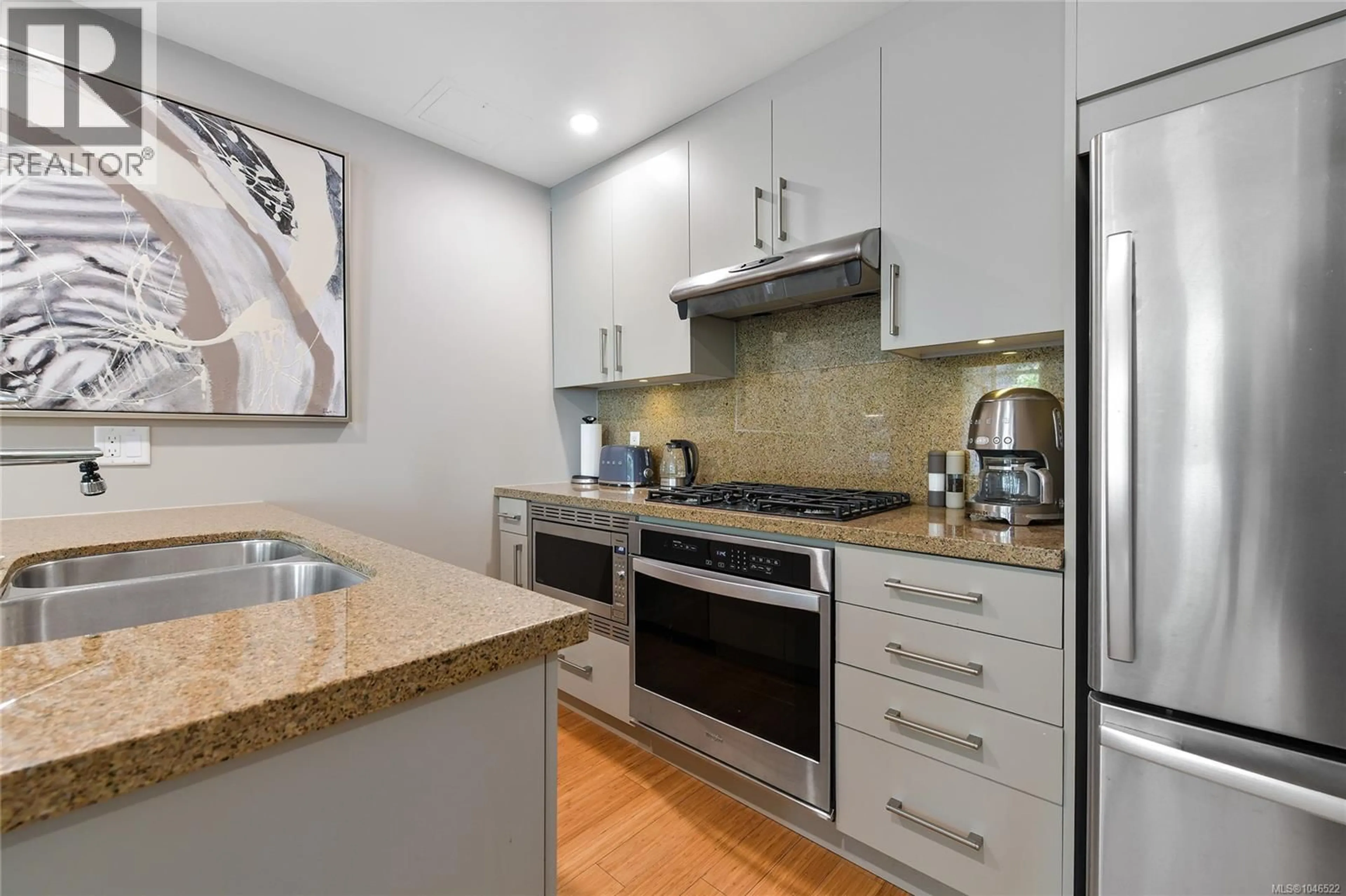 Standard kitchen, unknown for 111 - 373 TYEE ROAD, Victoria British Columbia V9A0B3
