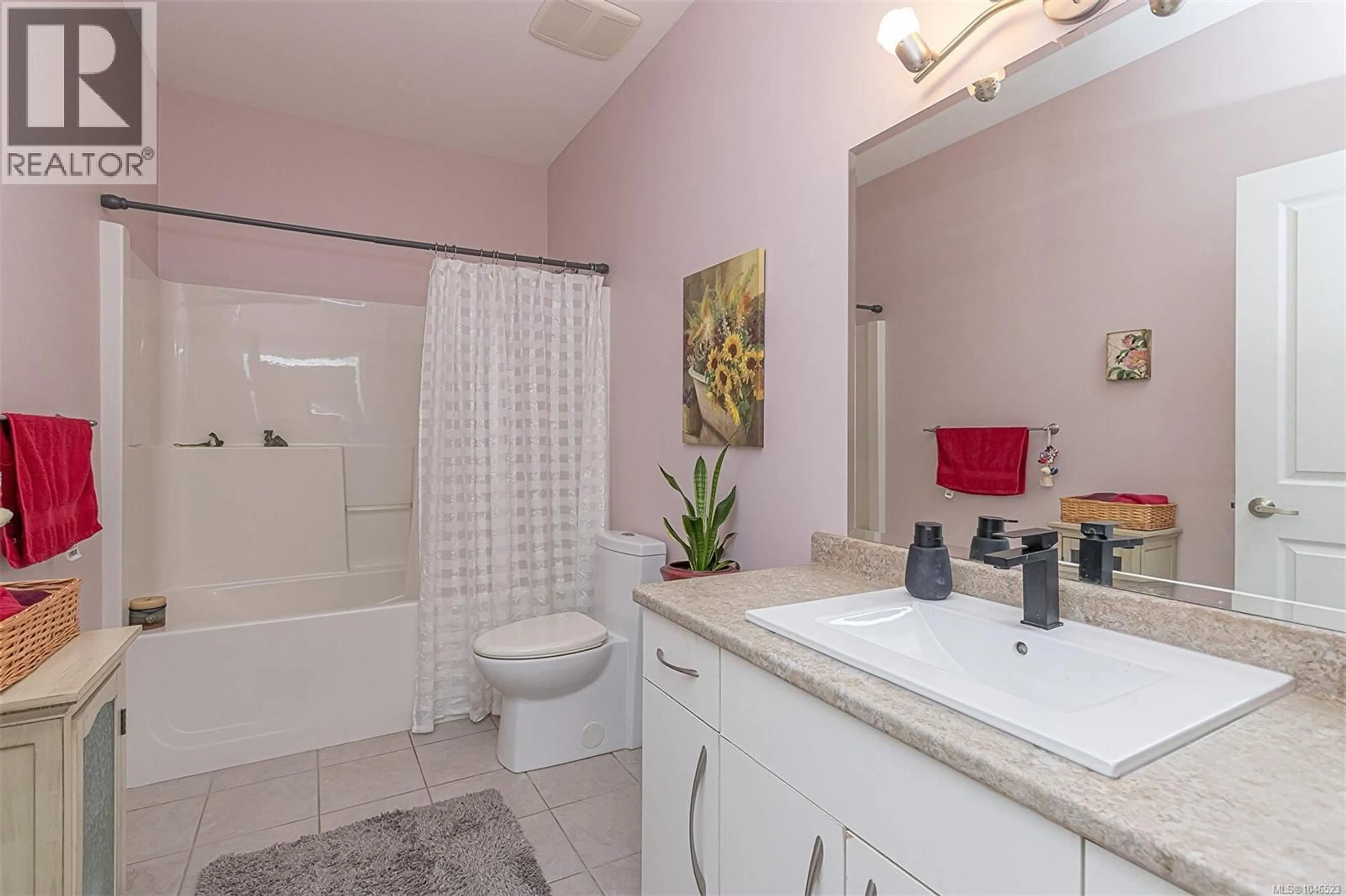 Standard bathroom, ceramic/tile floor for 2781 TAMARA DRIVE, Nanaimo British Columbia V9T6S5