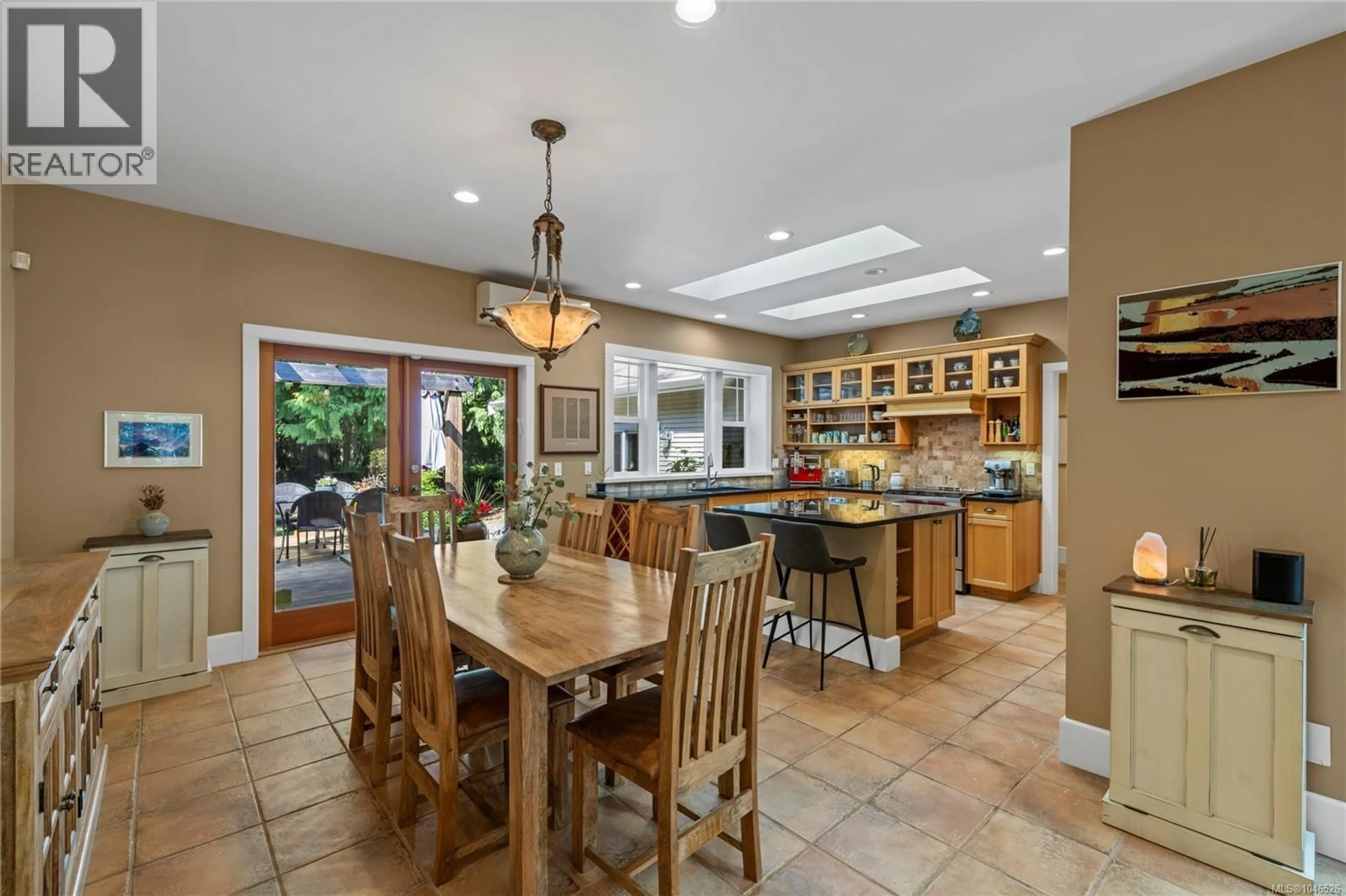 Open concept kitchen, ceramic/tile floor for 825 FERN ROAD EAST, Qualicum Beach British Columbia V9K1M3