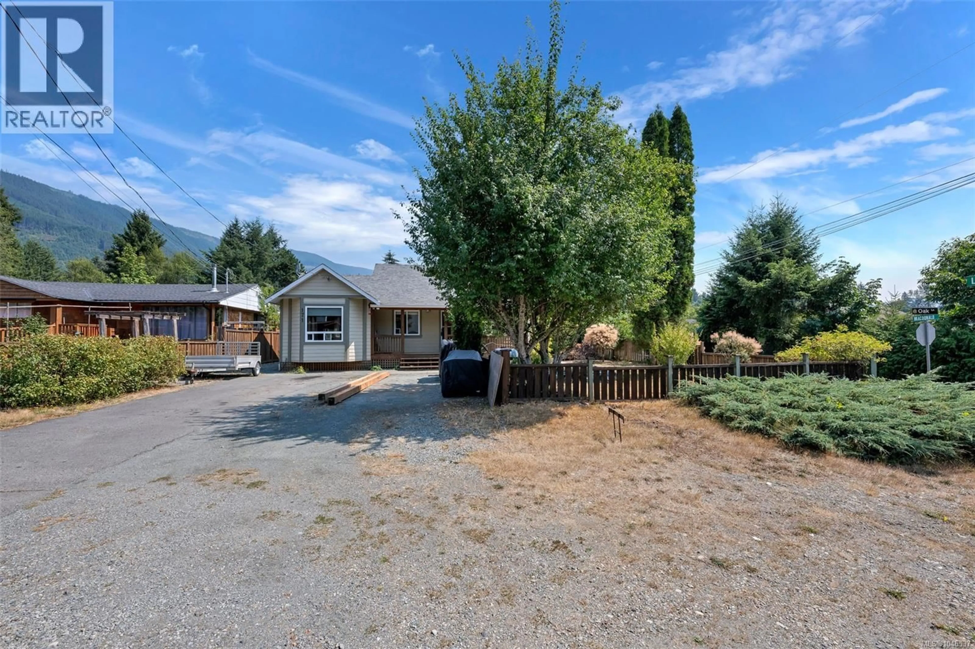 A pic from outside/outdoor area/front of a property/back of a property/a pic from drone, mountain view for 171 MACDONALD ROAD, Lake Cowichan British Columbia V0R2G0