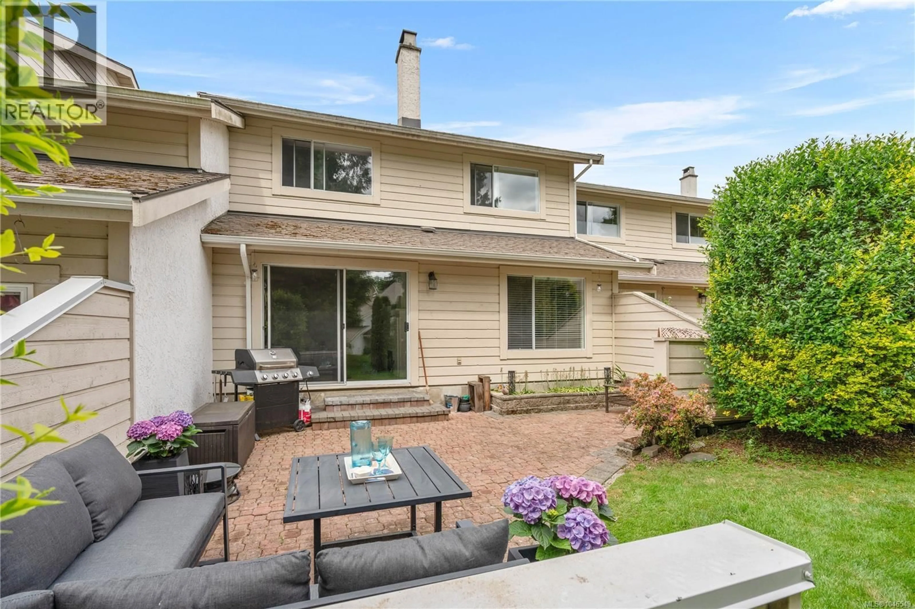 Patio, unknown for 32 - 1287 VERDIER AVENUE, Central Saanich British Columbia V8M1H1