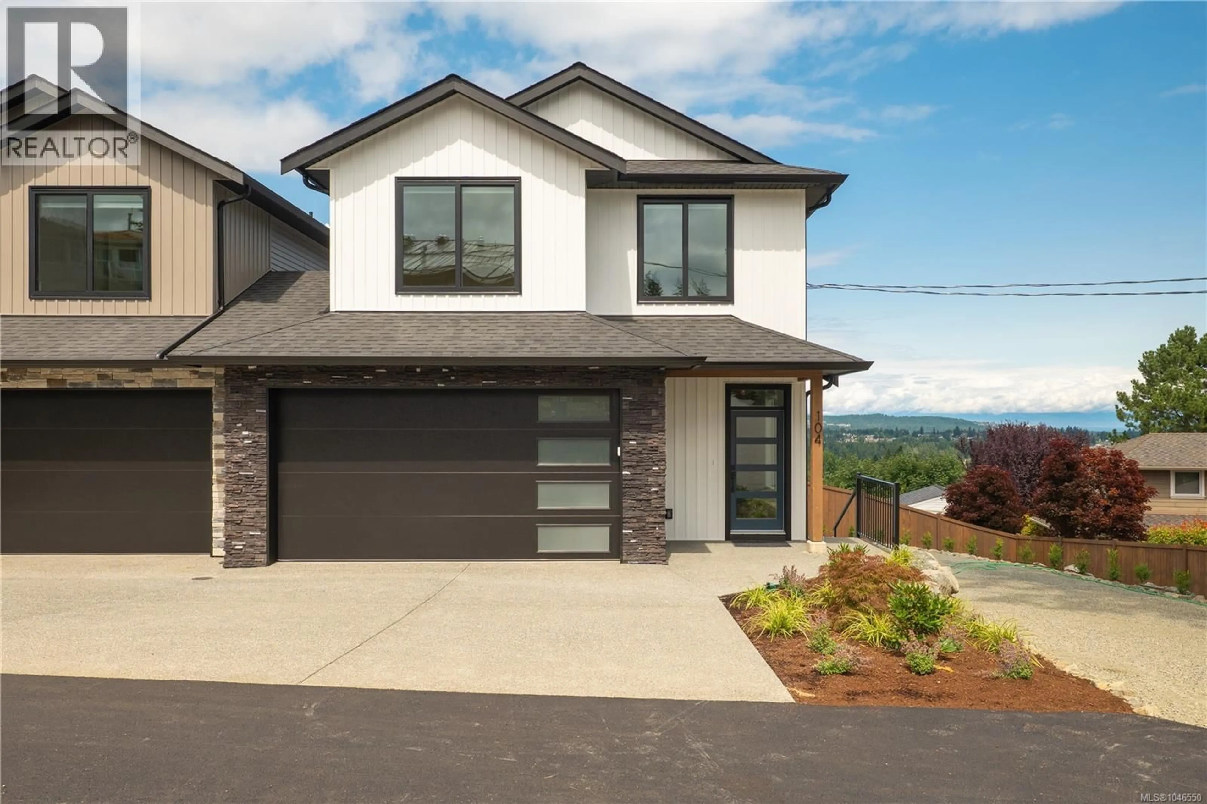 Home with brick exterior material, mountain view for 104 - 2302 ARBOT ROAD, Nanaimo British Columbia V9R6S8