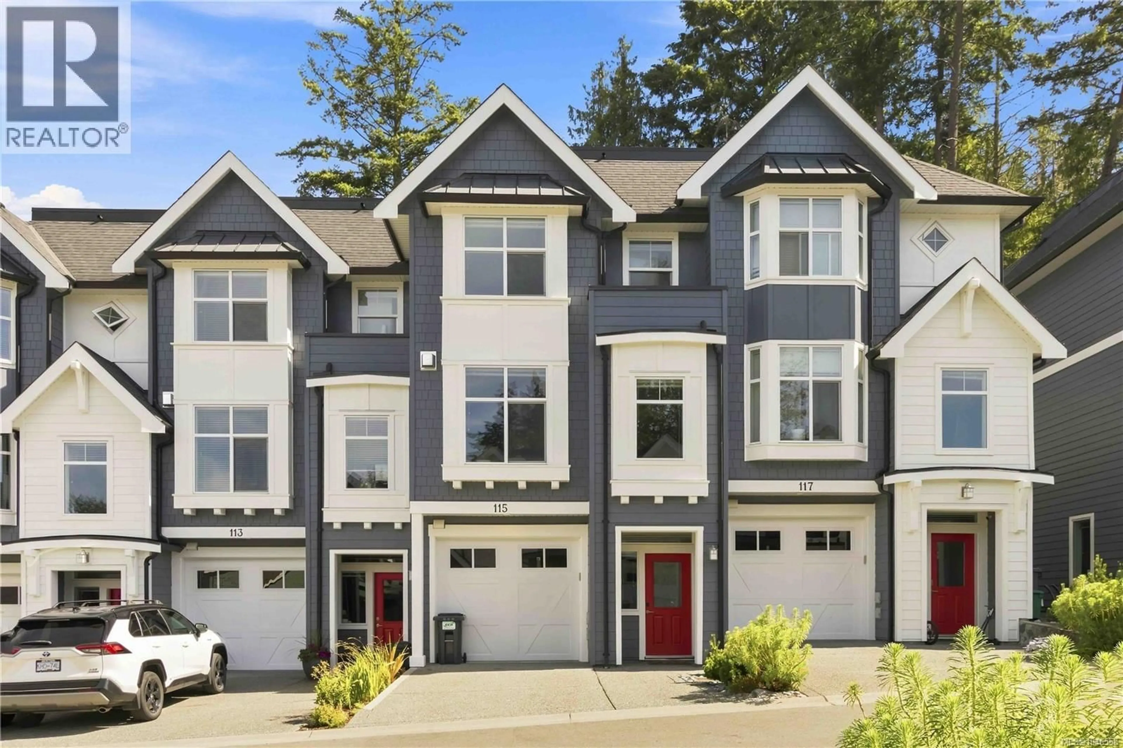 Home with vinyl exterior material, street for 115 - 1064 GALA COURT, Langford British Columbia V9C0J8