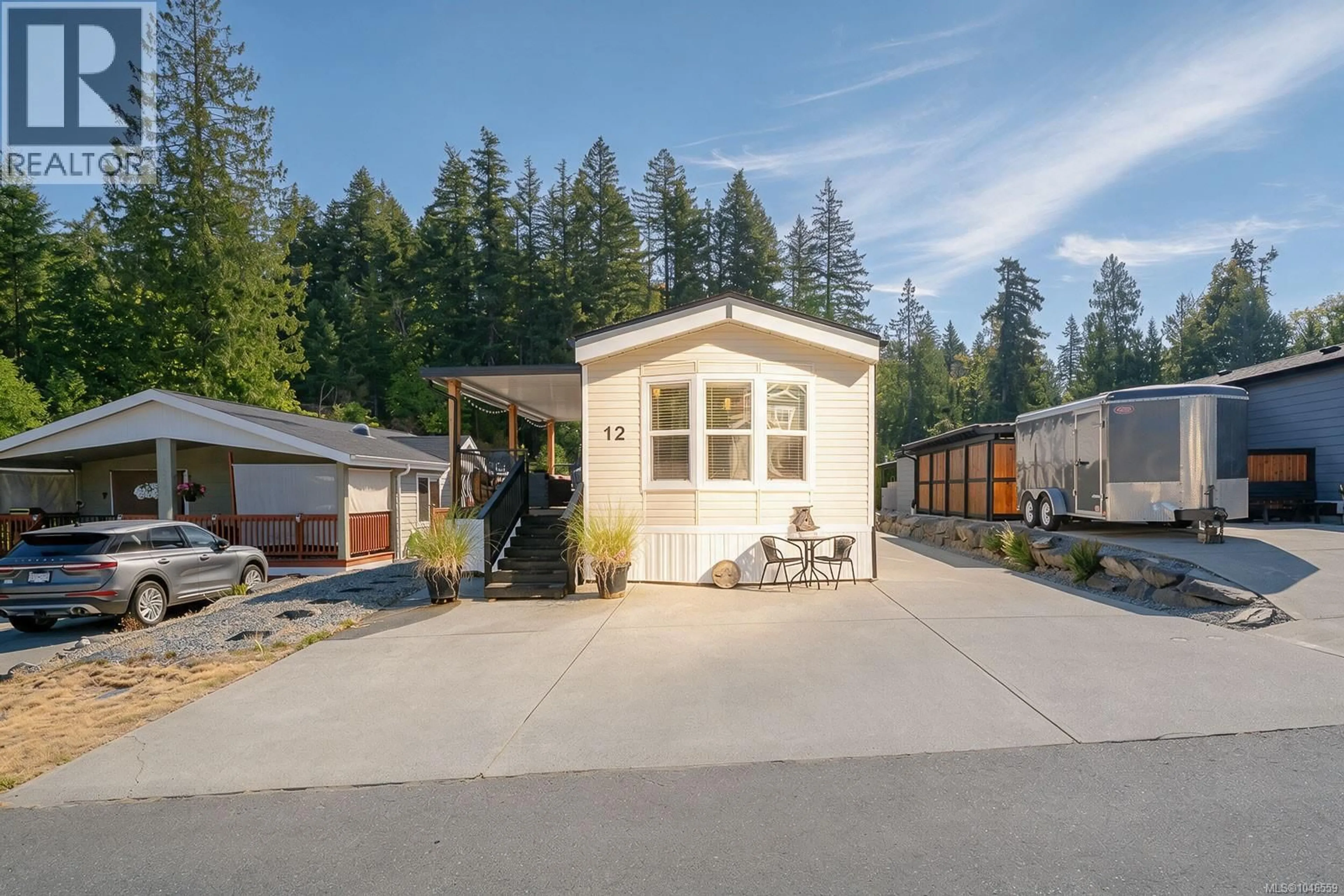 Home with vinyl exterior material, street for 12 - 525 JIM CRAM DRIVE, Ladysmith British Columbia V9G0A5