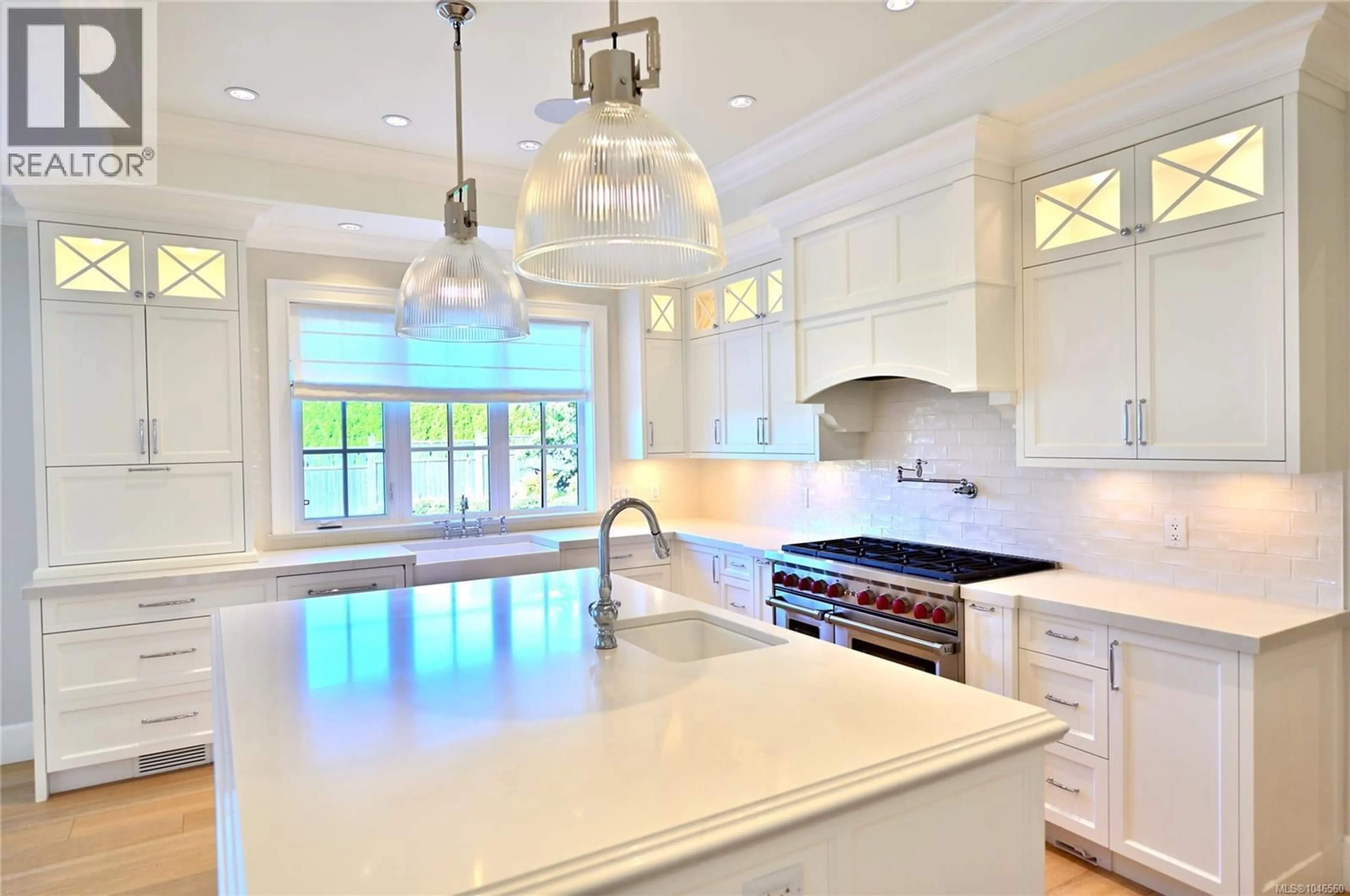 Contemporary kitchen, ceramic/tile floor for 2777 DEWDNEY AVENUE, Oak Bay British Columbia V8R3M3