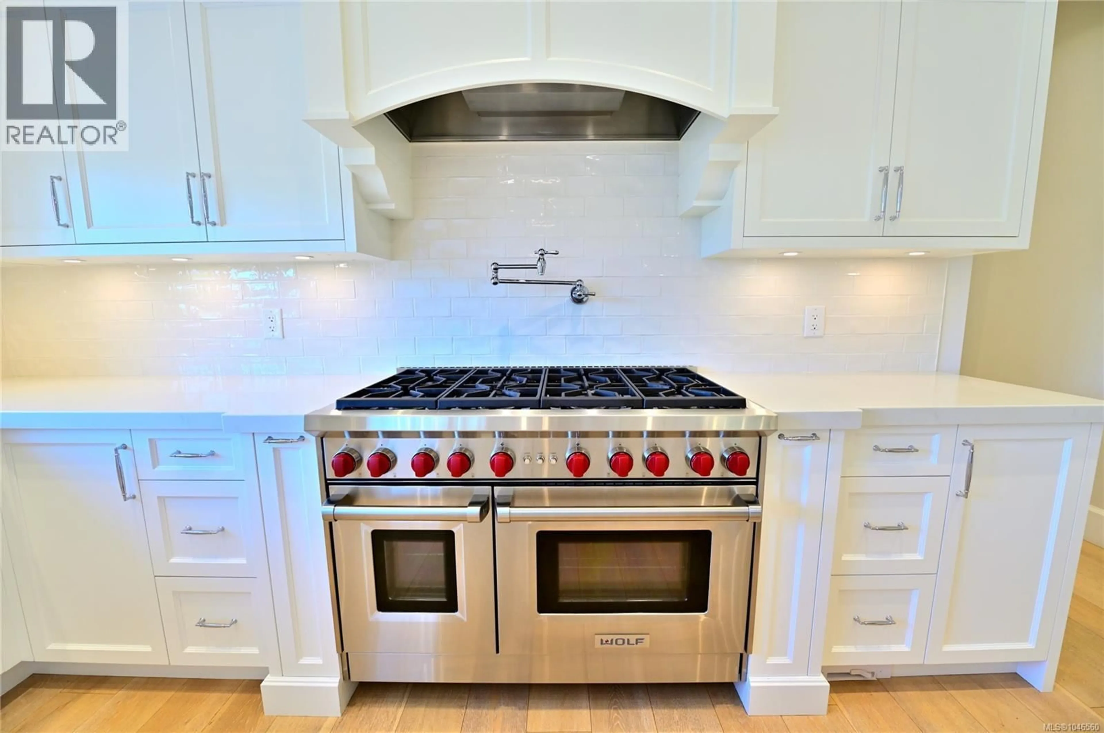 Contemporary kitchen, ceramic/tile floor for 2777 DEWDNEY AVENUE, Oak Bay British Columbia V8R3M3