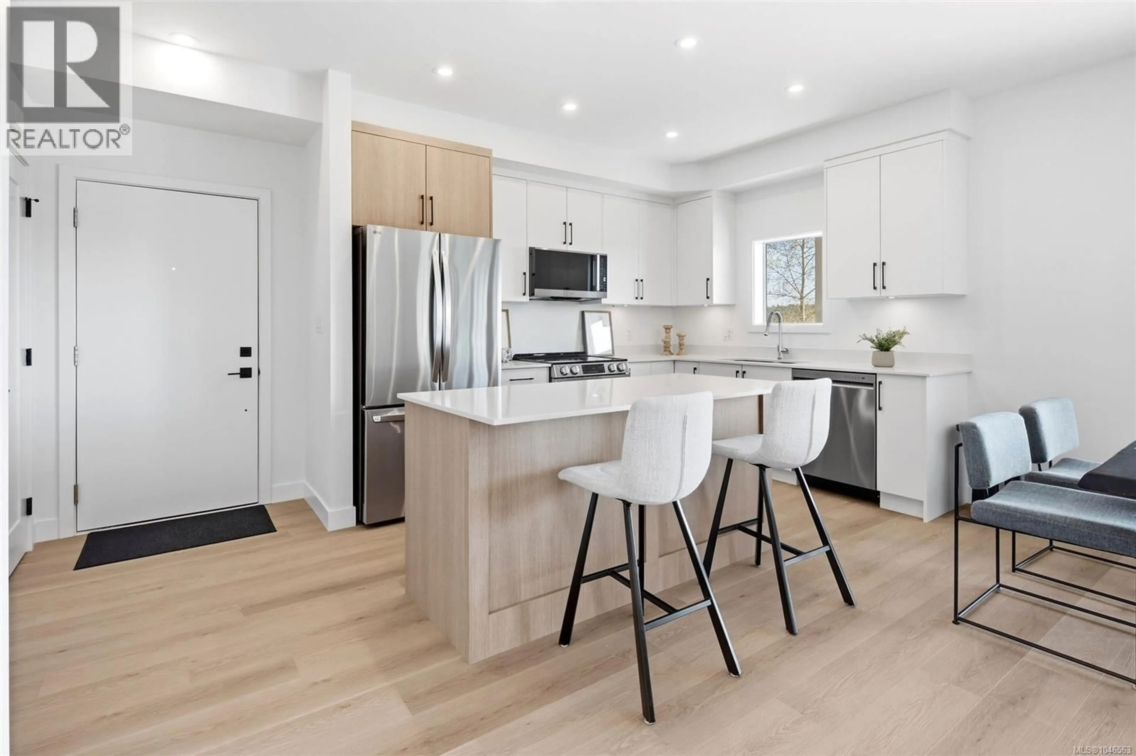 Open concept kitchen, unknown for 201 - 7053 CENTRAL SAANICH ROAD, Central Saanich British Columbia V8M1Y3