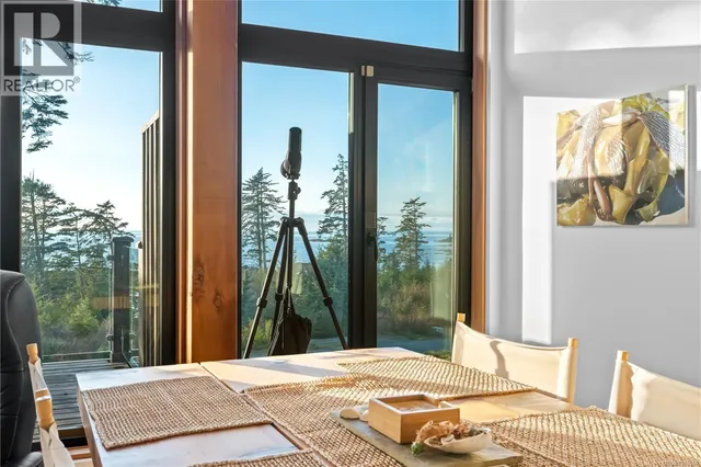 212 - 515 MARINE DRIVE, Ucluelet 2