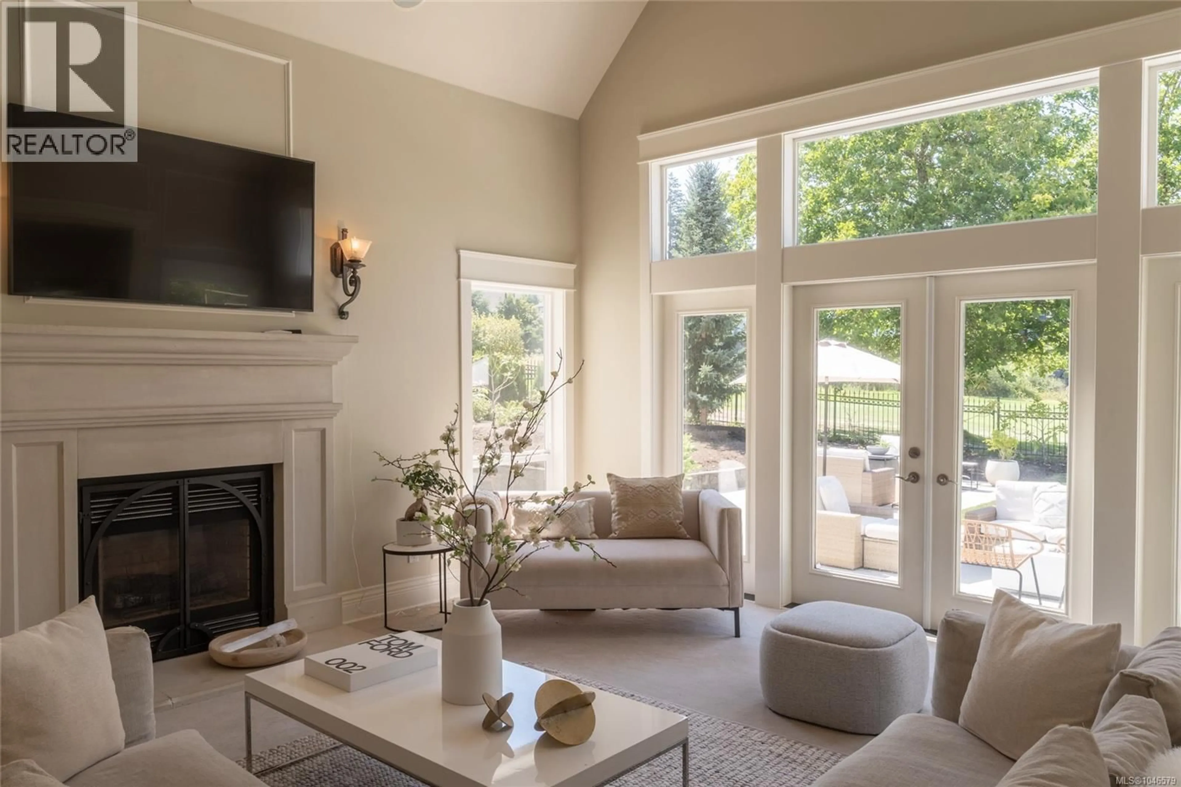 Living room with furniture, unknown for 2050 TROON COURT, Langford British Columbia V9B6R6