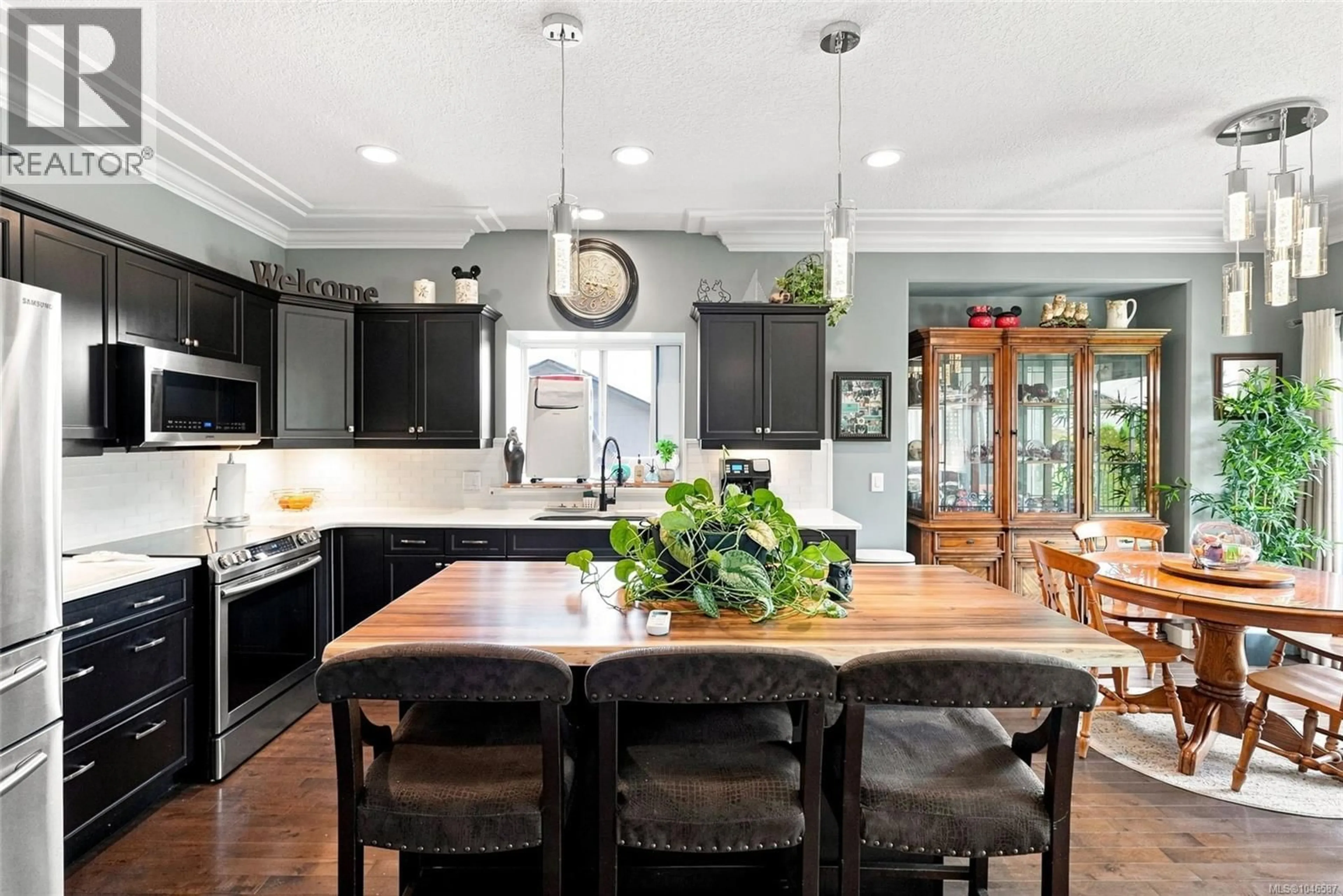 Open concept kitchen, unknown for 1752 WHITE BLOSSOM WAY, Nanaimo British Columbia V9X1X6