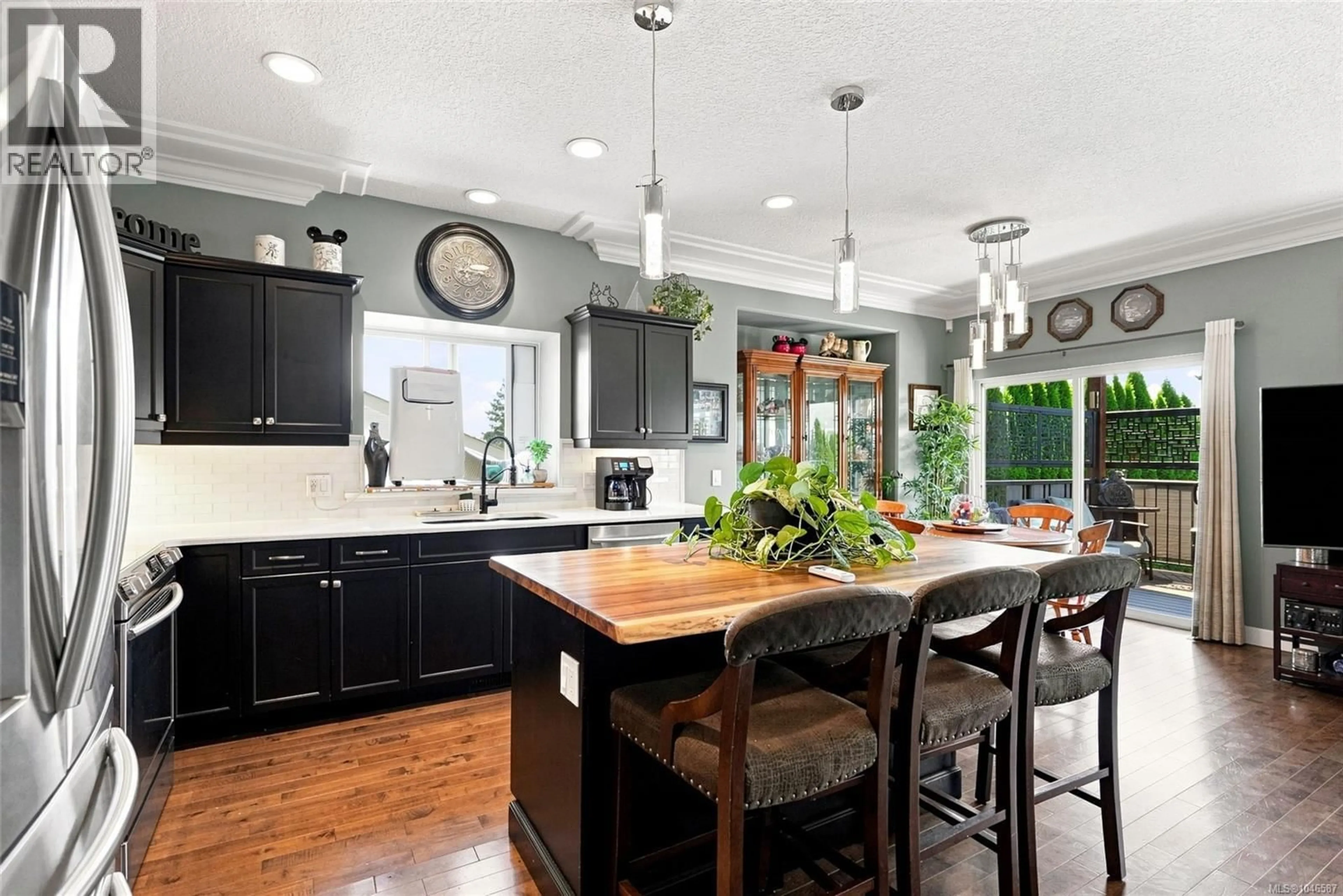 Open concept kitchen, unknown for 1752 WHITE BLOSSOM WAY, Nanaimo British Columbia V9X1X6