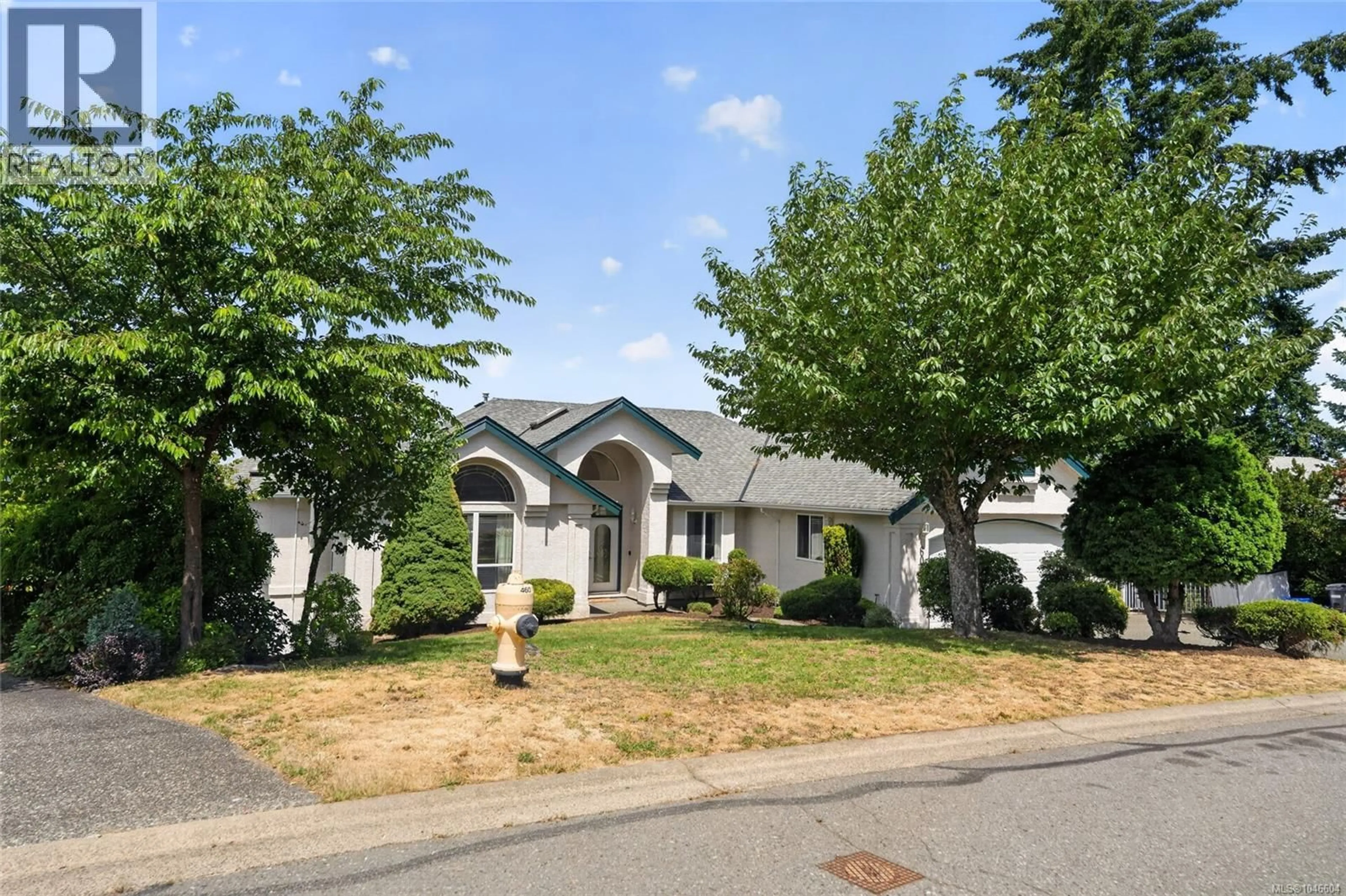 Home with vinyl exterior material, street for 6093 CHIPPEWA ROAD, Duncan British Columbia V9L5P6