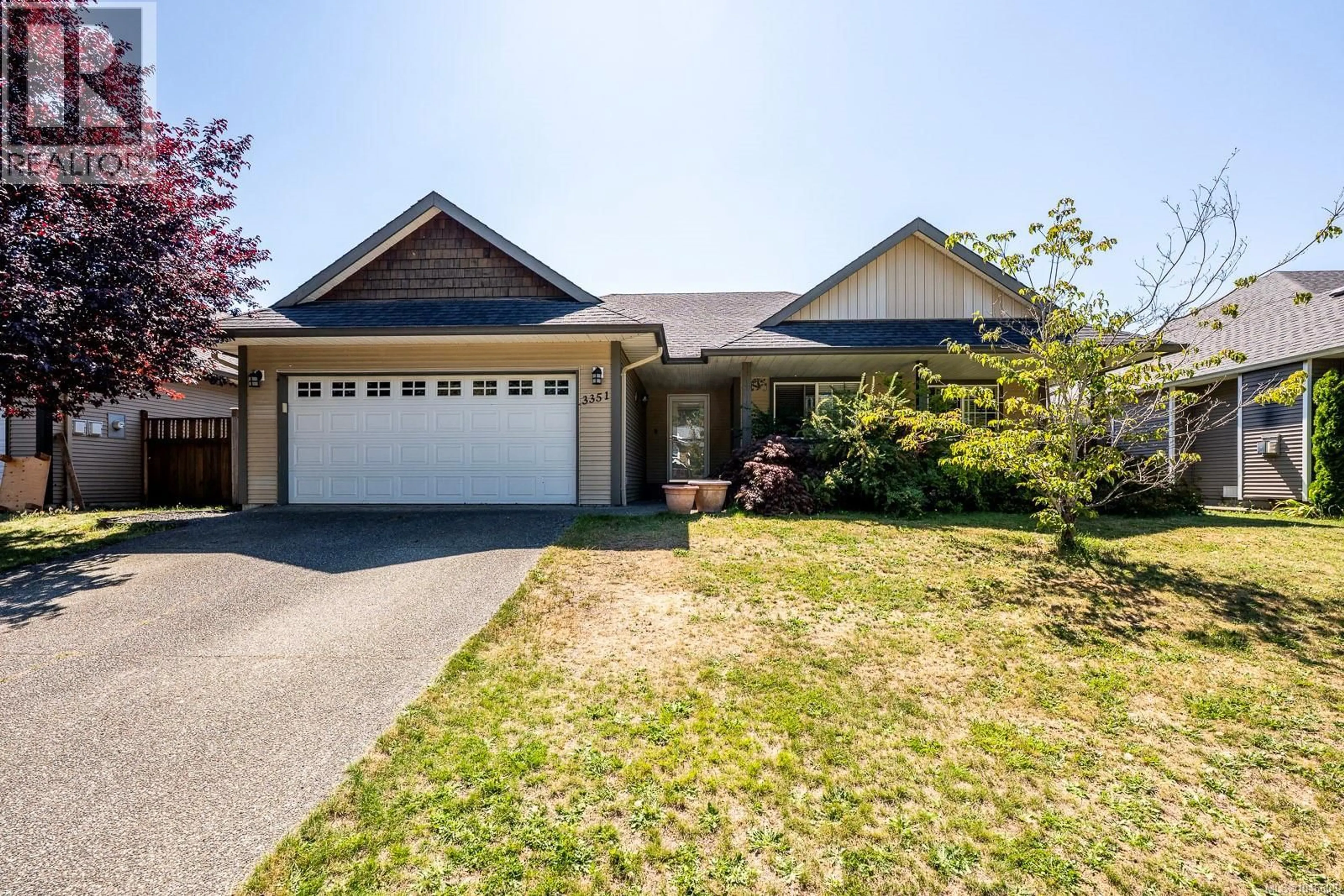 Home with vinyl exterior material, street for 3351 CONISTON CRESCENT, Cumberland British Columbia V0R1S0
