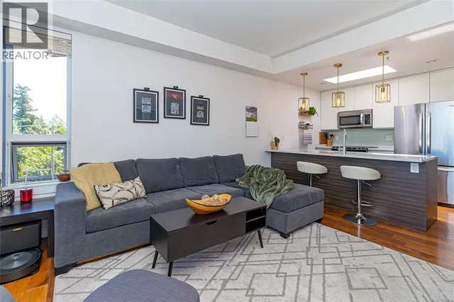 403 - 1008 TILLICUM ROAD, Esquimalt 4
