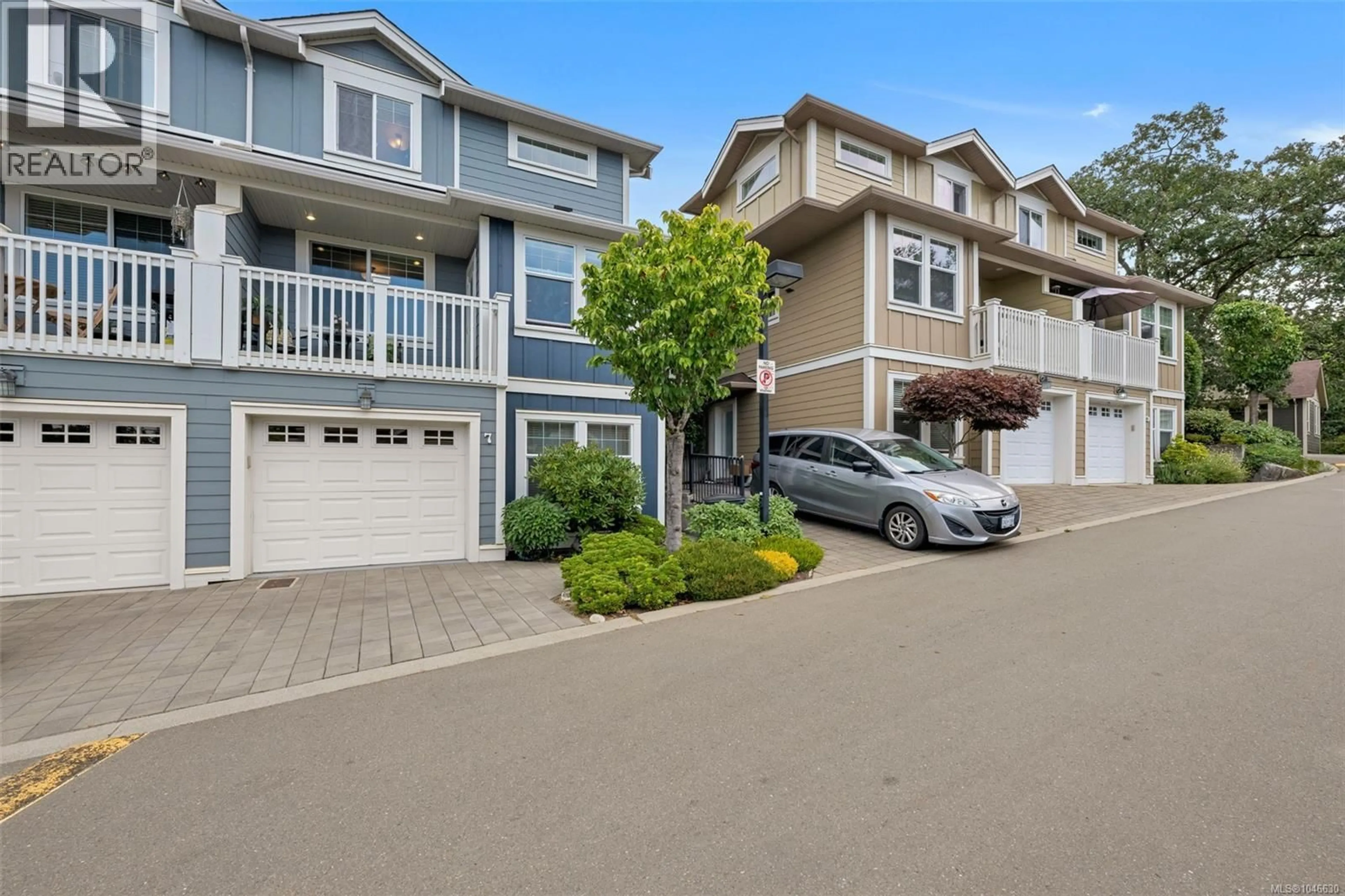 A pic from outside/outdoor area/front of a property/back of a property/a pic from drone, street for 7 - 4583 WILKINSON ROAD, Saanich British Columbia V8Z5C3