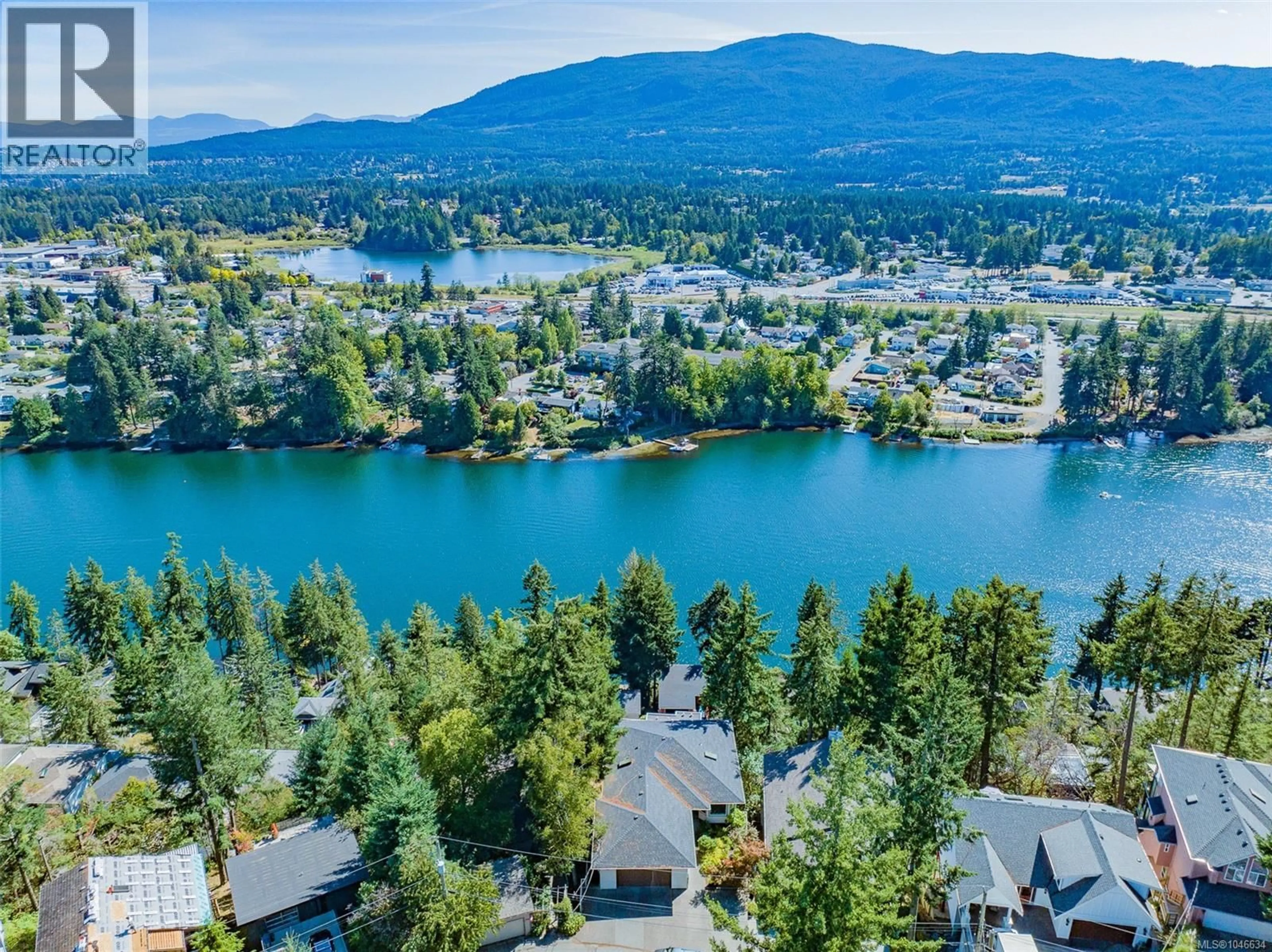 A pic from outside/outdoor area/front of a property/back of a property/a pic from drone, water/lake/river/ocean view for 180 RAINBOW CRESCENT, Nanaimo British Columbia V9T4Y2