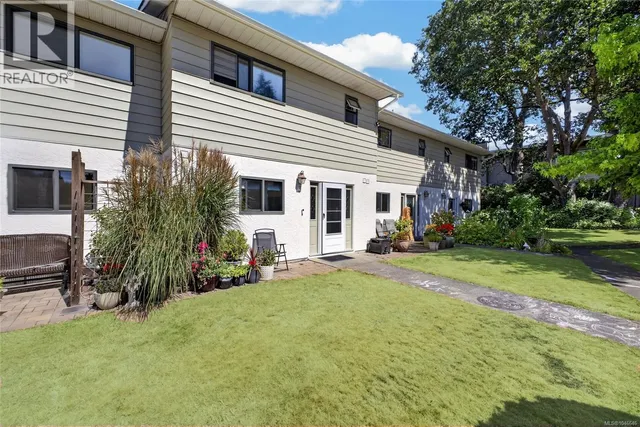 3 - 864 SWAN STREET, Saanich 5