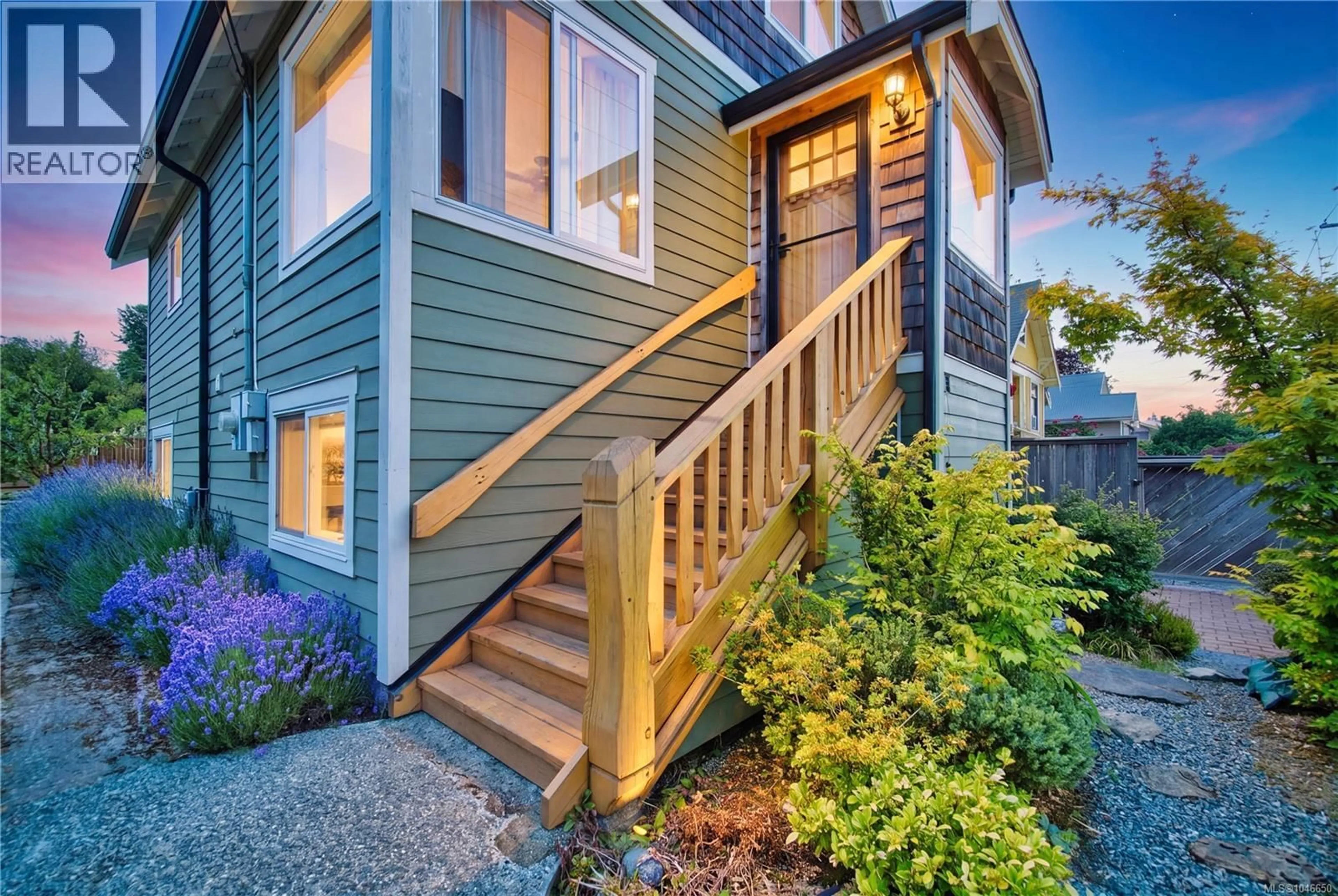 Unknown for 726 HALIBURTON STREET, Nanaimo British Columbia V9R4W7