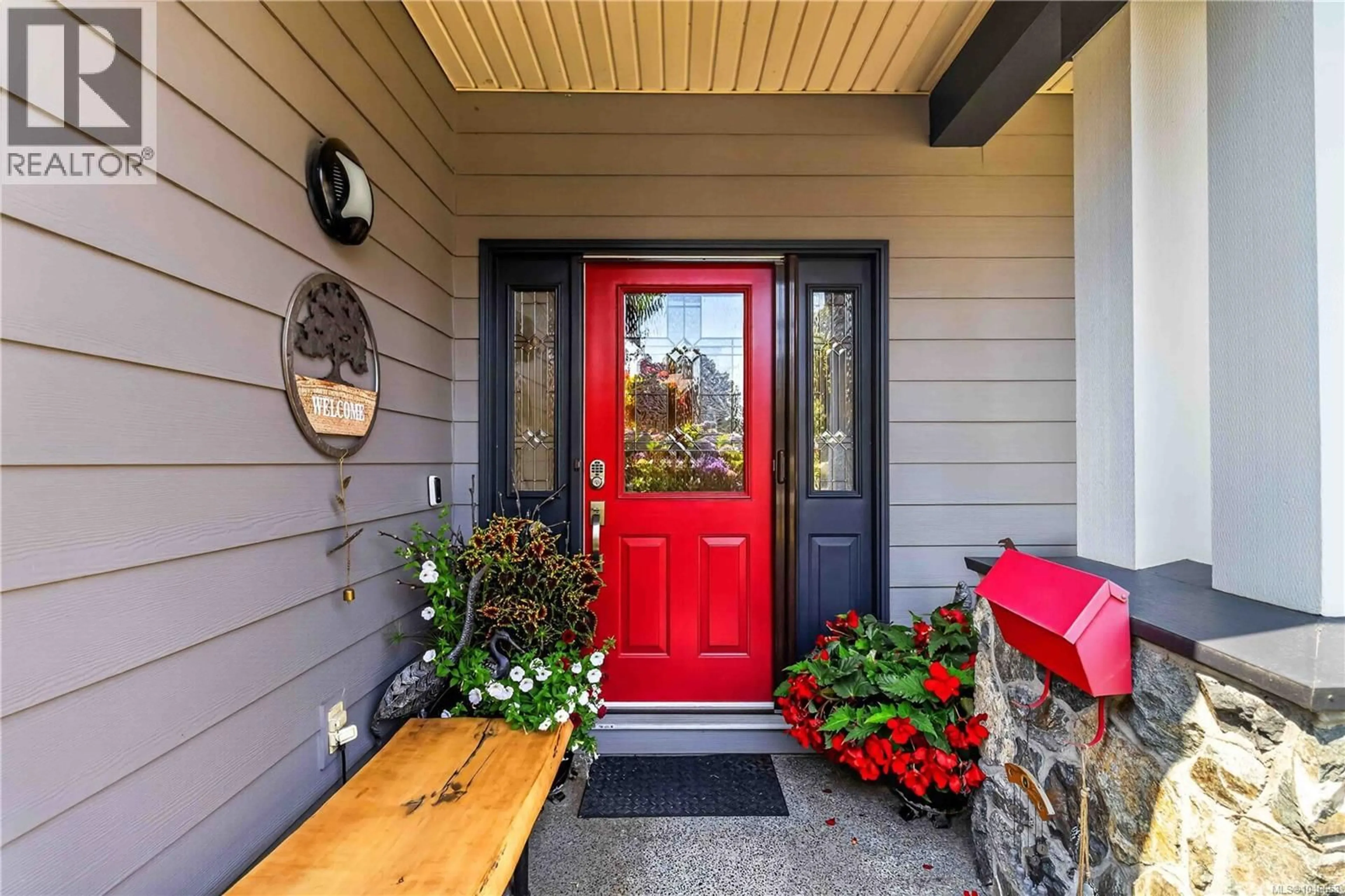 Indoor entryway for 497 OUTRIGGER LOOP, Colwood British Columbia V9C4L1