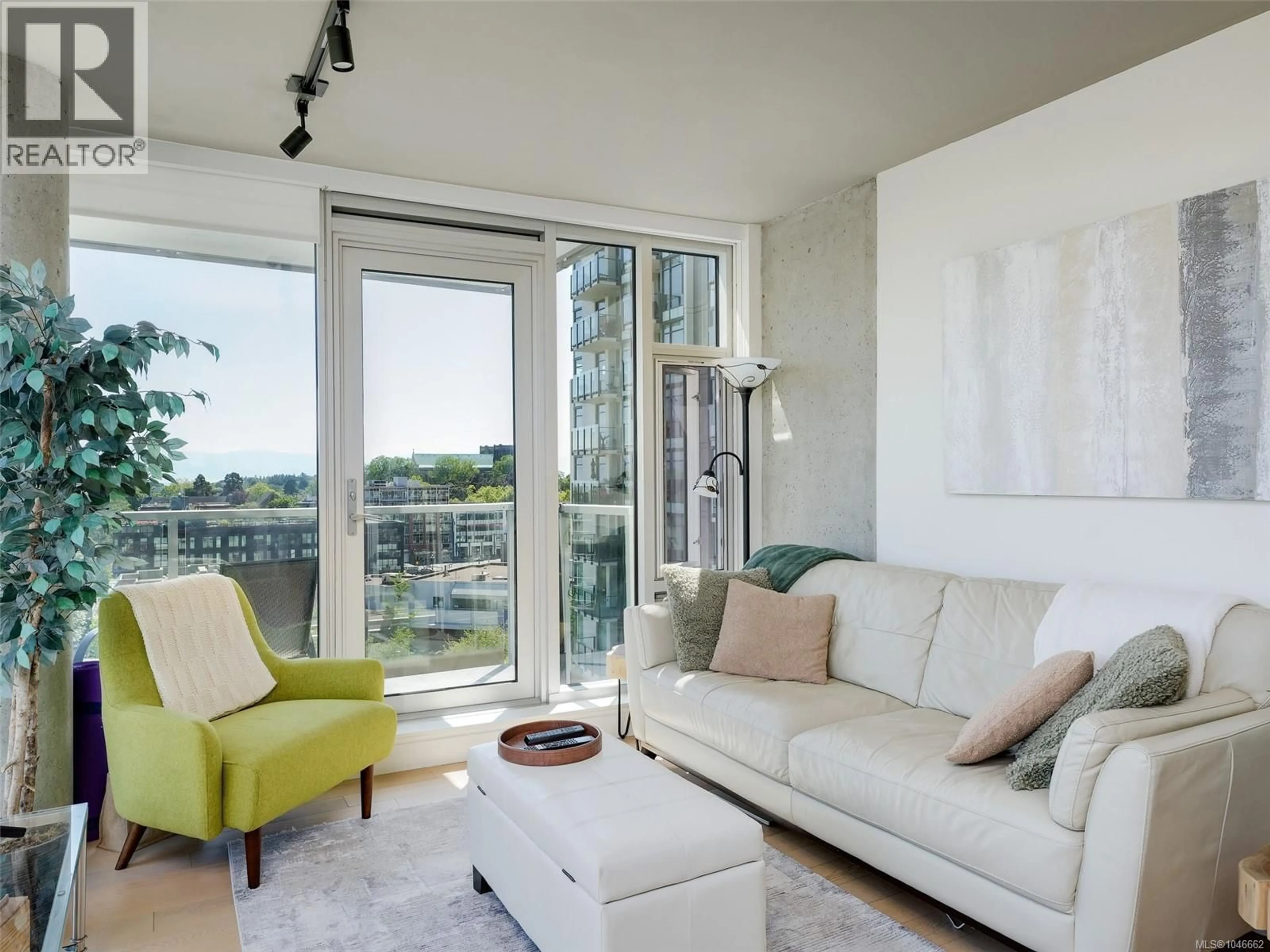 Living room with furniture, unknown for 813 - 989 JOHNSON STREET, Victoria British Columbia V8V0E3