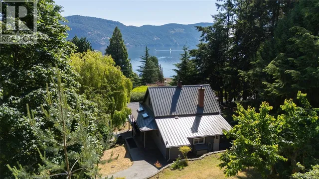 1038 REDCAP STREET, Duncan 2