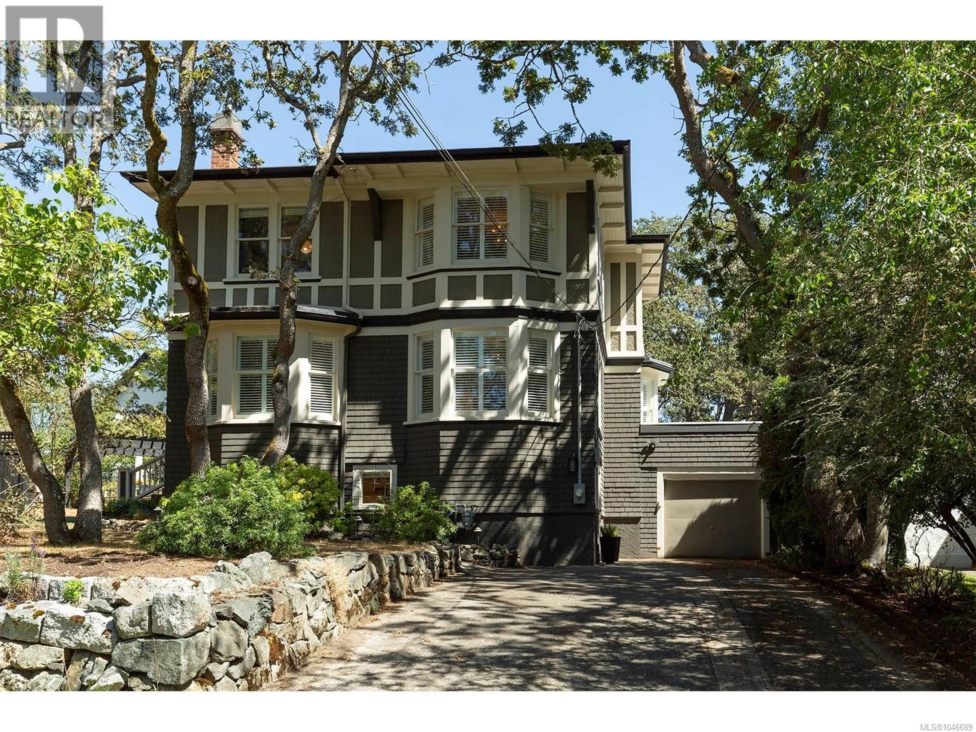 Unknown for 1391 VICTORIA AVENUE, Oak Bay British Columbia V8S4P4