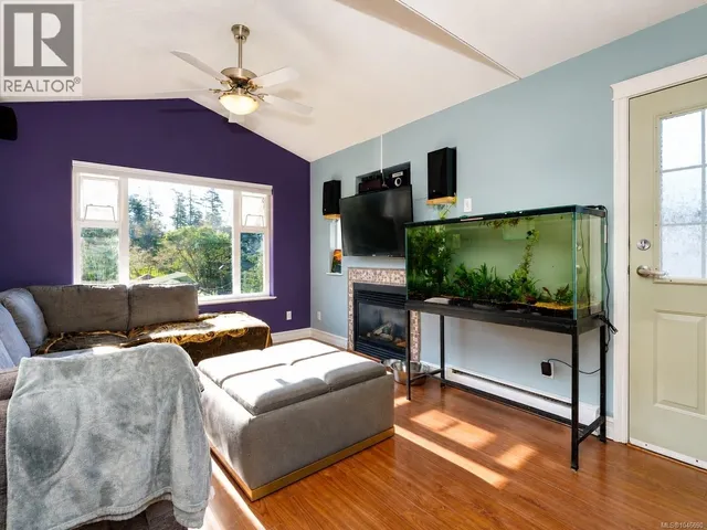 2562 WENTWICH ROAD, Langford 2