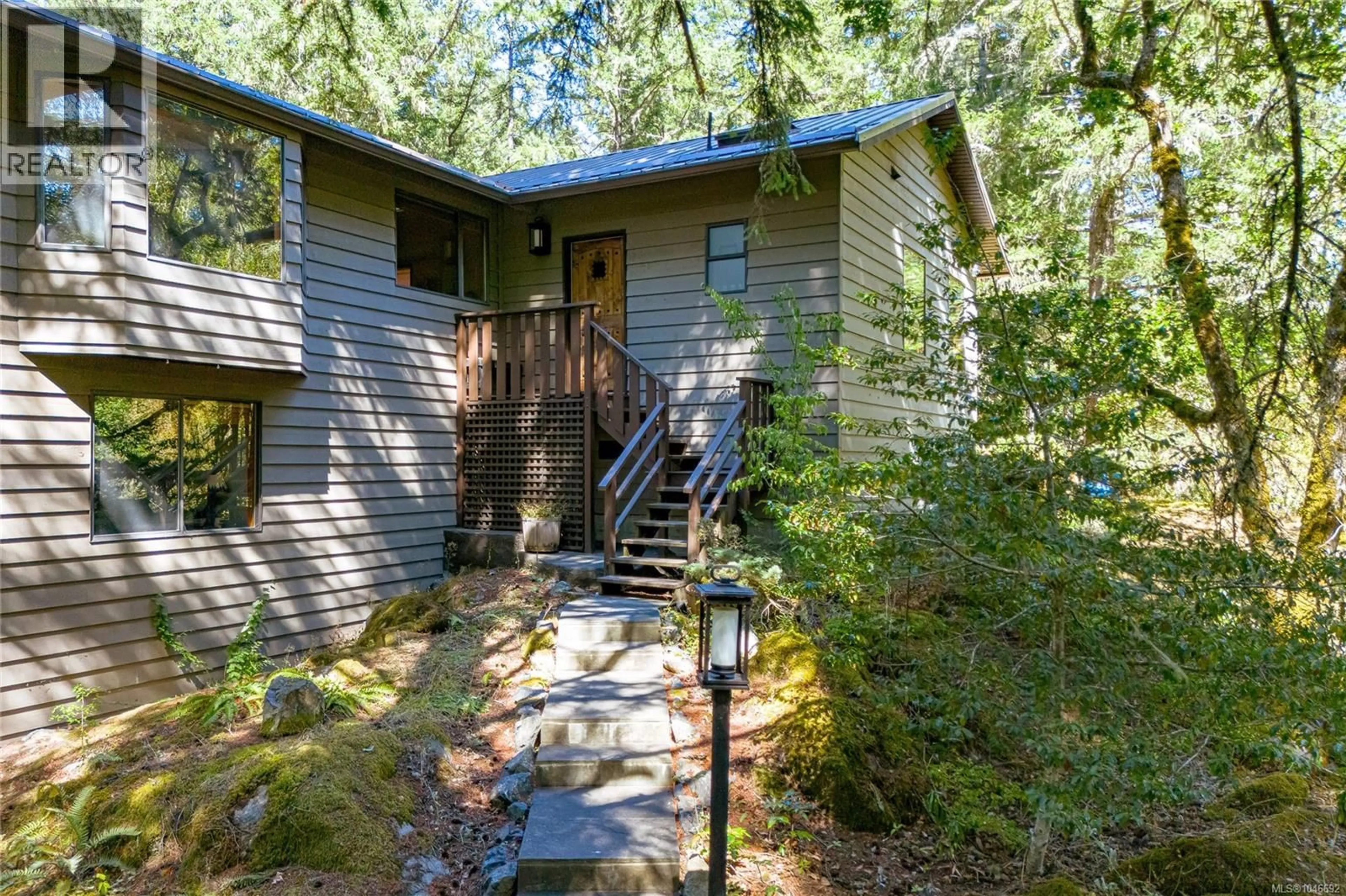 Unknown for 100 VIADUCT AVENUE WEST, Saanich British Columbia V9E1J3