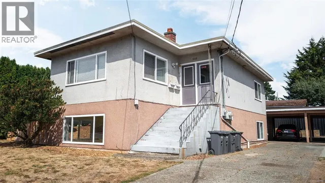 946/948 ELLERY STREET, Esquimalt 2