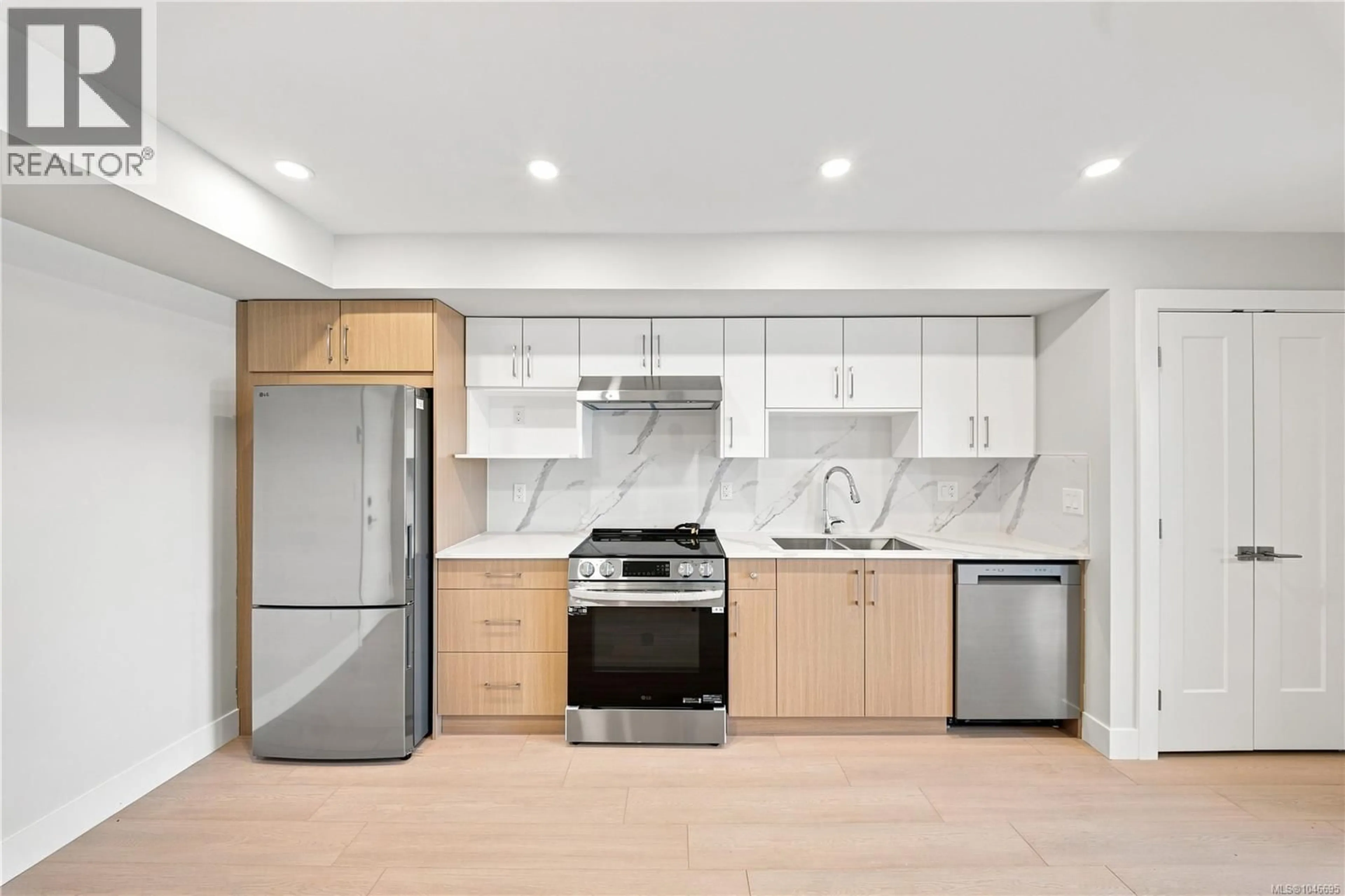 Open concept kitchen, unknown for 207 - 171 JENSEN AVENUE WEST, Parksville British Columbia V9P1K3
