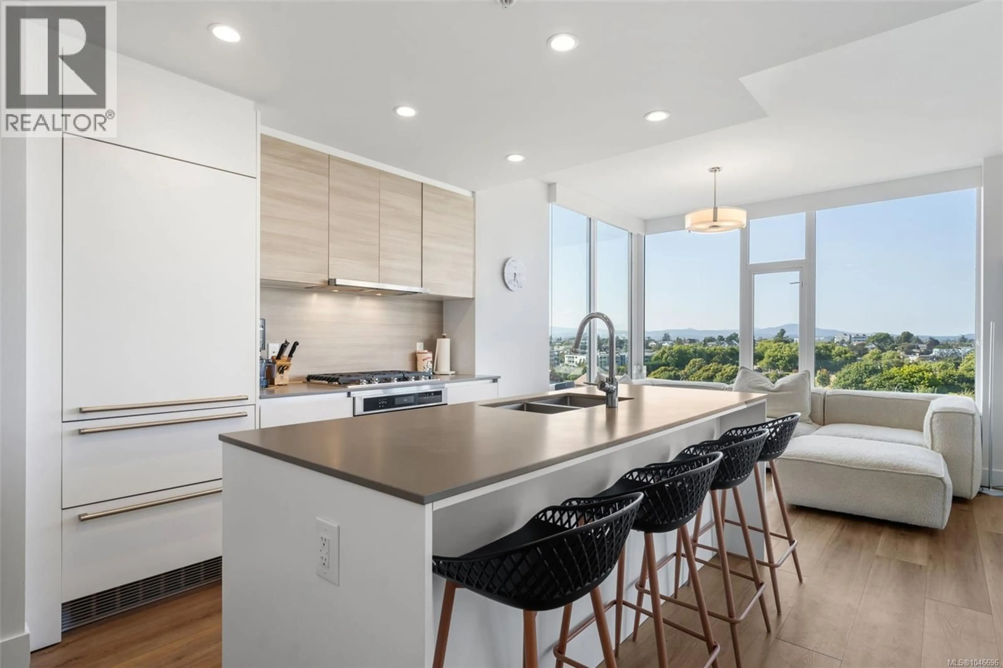 Open concept kitchen, unknown for 605 - 60 SAGHALIE ROAD, Victoria British Columbia V9A0B8