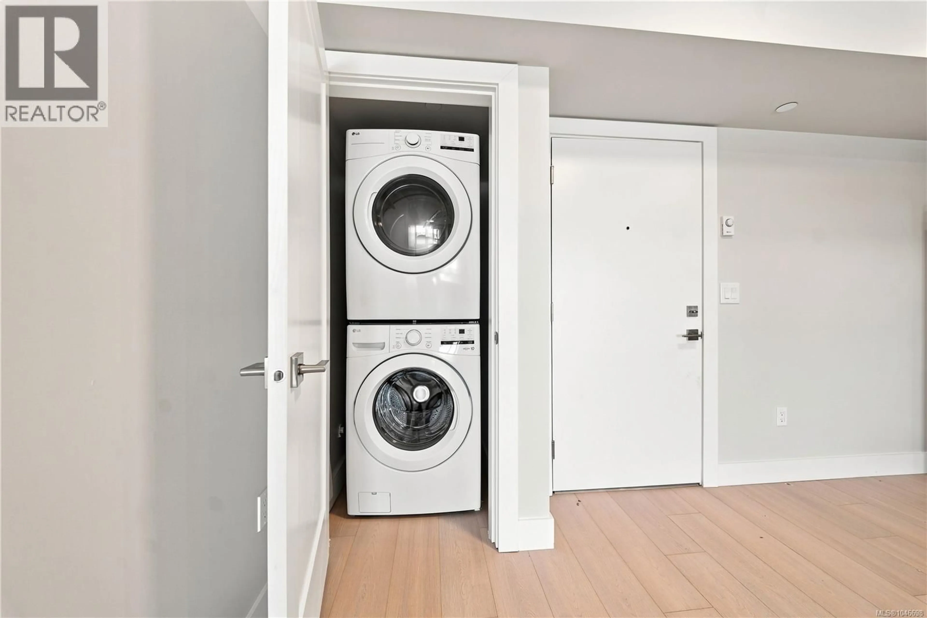 Laundry room for 307 - 171 JENSEN AVENUE WEST, Parksville British Columbia V9P1K3