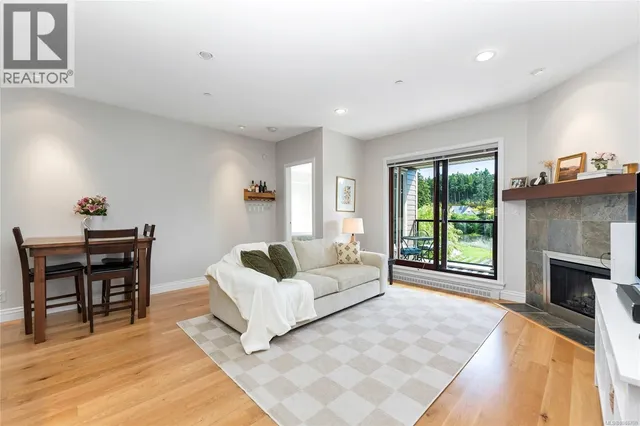 304 - 1325 BEAR MOUNTAIN PARKWAY, Langford 5