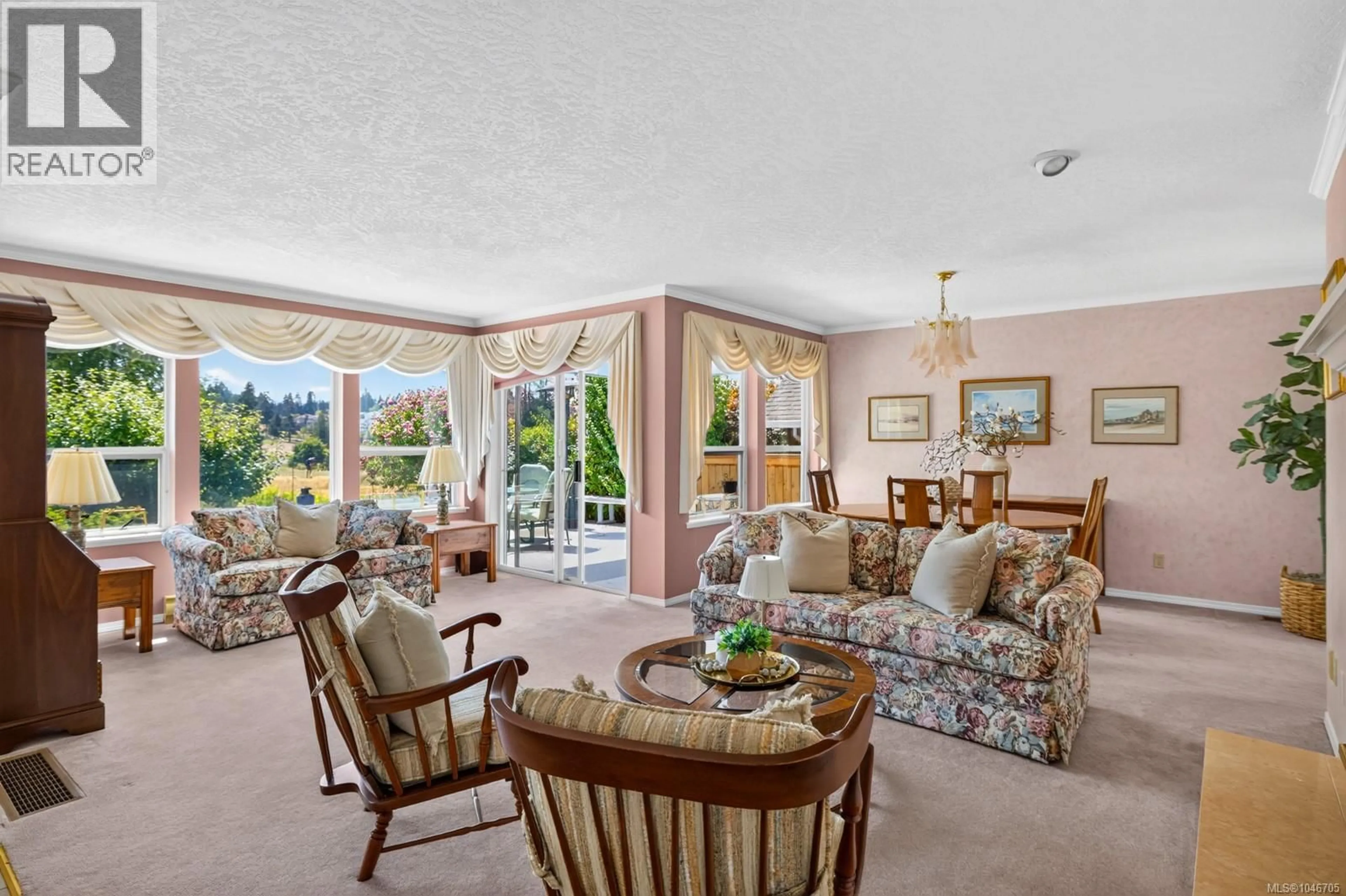 Living room with furniture, unknown for 3714 ARBUTUS DRIVE NORTH, Cobble Hill British Columbia V0R1L1