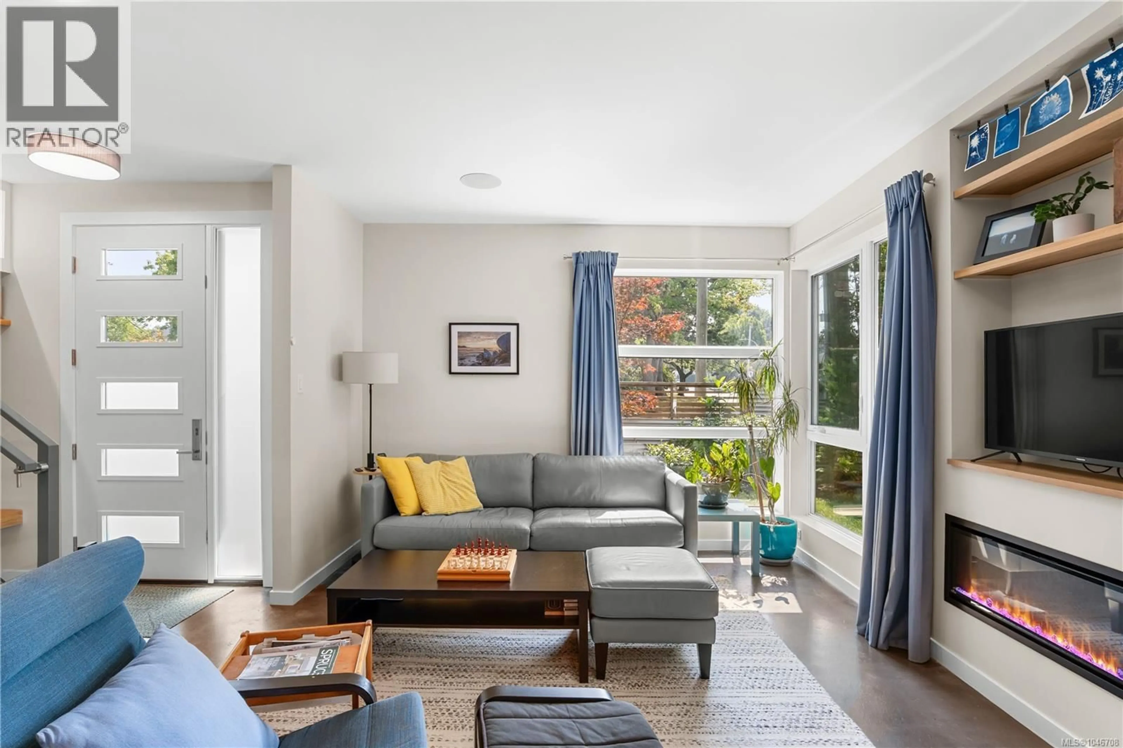 Living room with furniture, unknown for 1704 CORONATION AVENUE, Victoria British Columbia V8R1X2