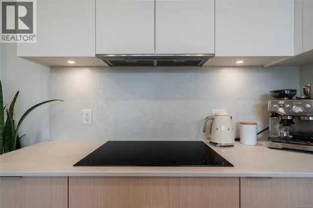 511 - 1100 YATES STREET, Victoria 5
