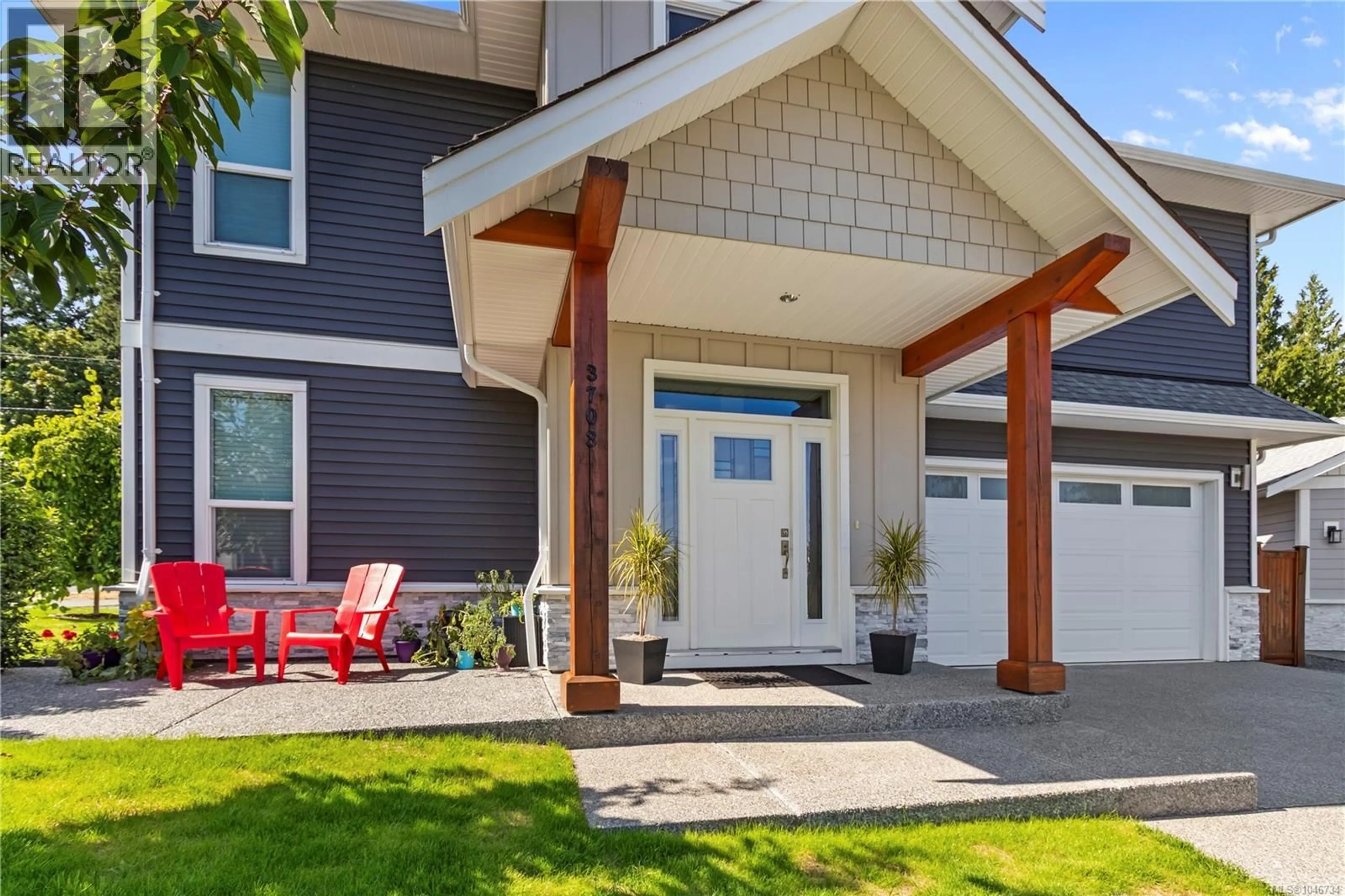 Home with vinyl exterior material, street for 3703 DELIA TERRACE, Nanaimo British Columbia V9T0L1