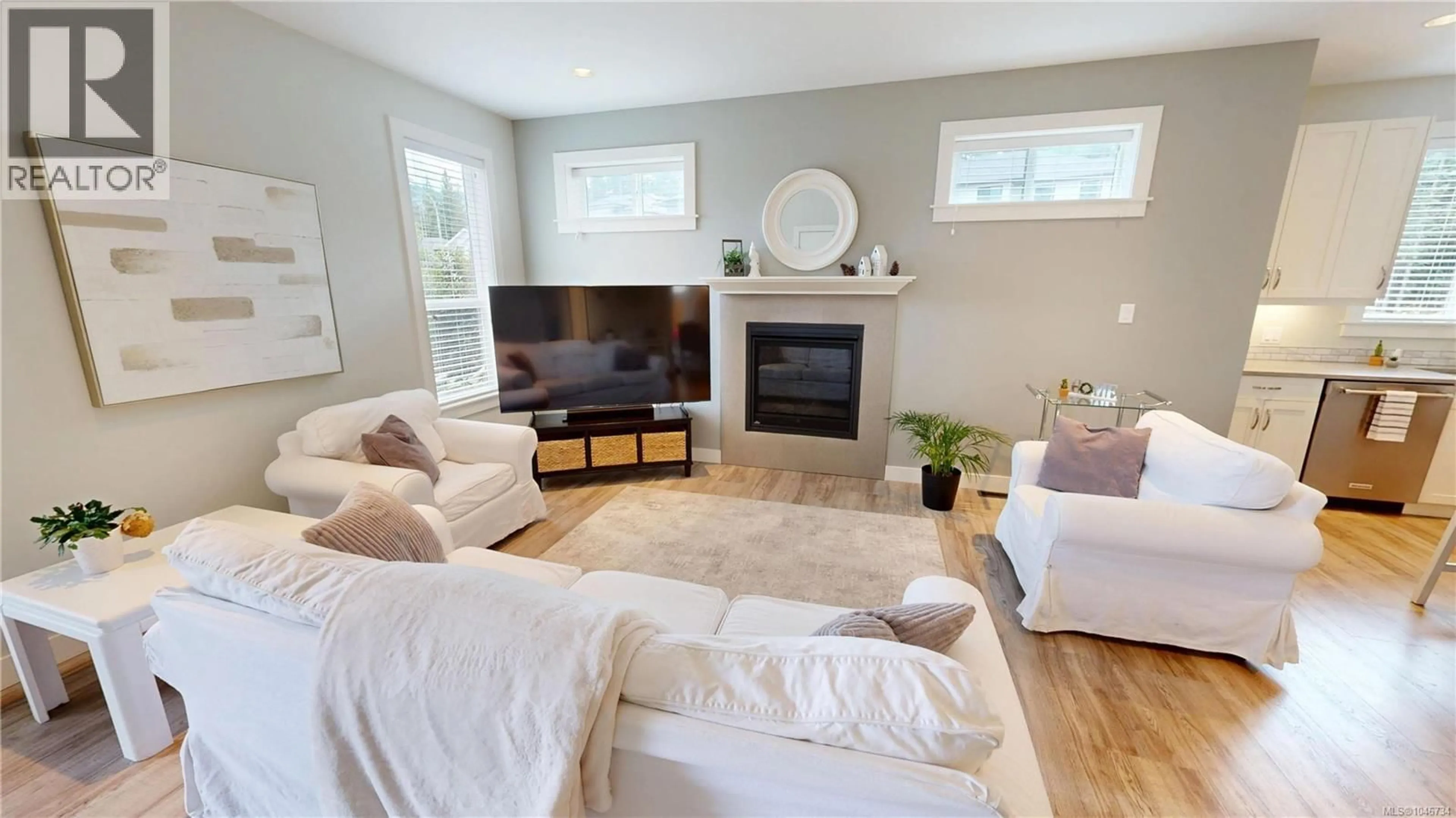 Living room with furniture, unknown for 3703 DELIA TERRACE, Nanaimo British Columbia V9T0L1