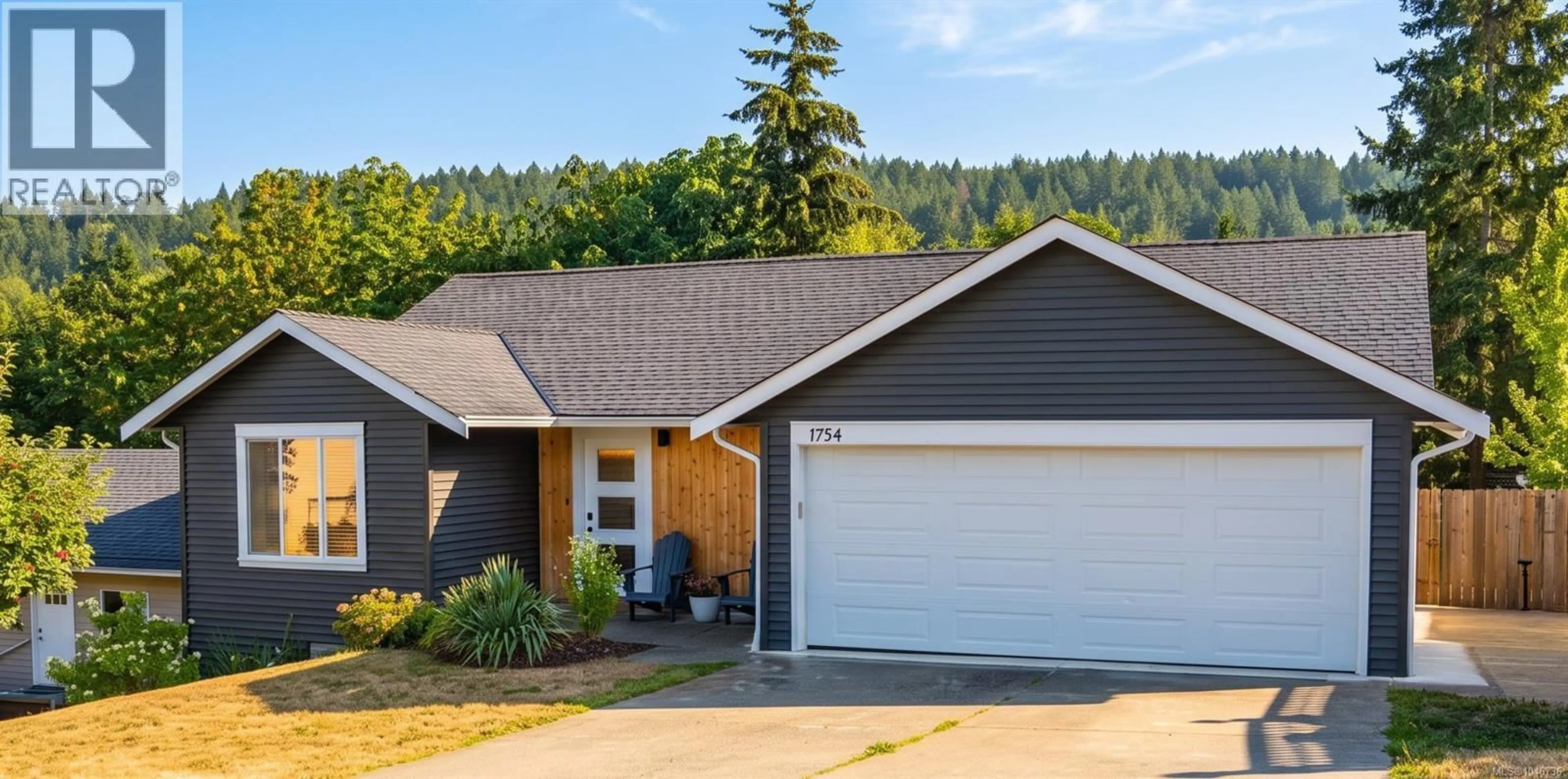 Home with vinyl exterior material, street for 1754 IDAHO PLACE, Nanaimo British Columbia V9X1C6