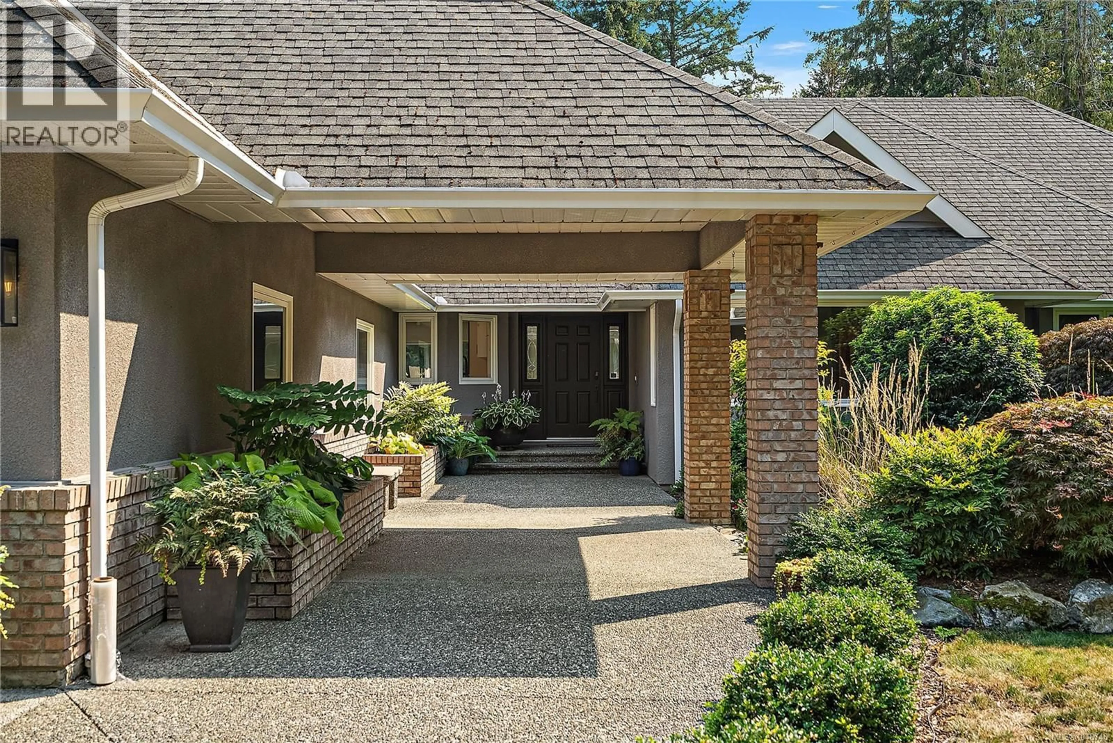 Unknown for 657 CROMARTY AVENUE, North Saanich British Columbia V8L5G6