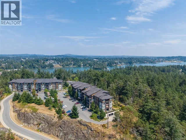 303 - 286 WILFERT ROAD, View Royal 2