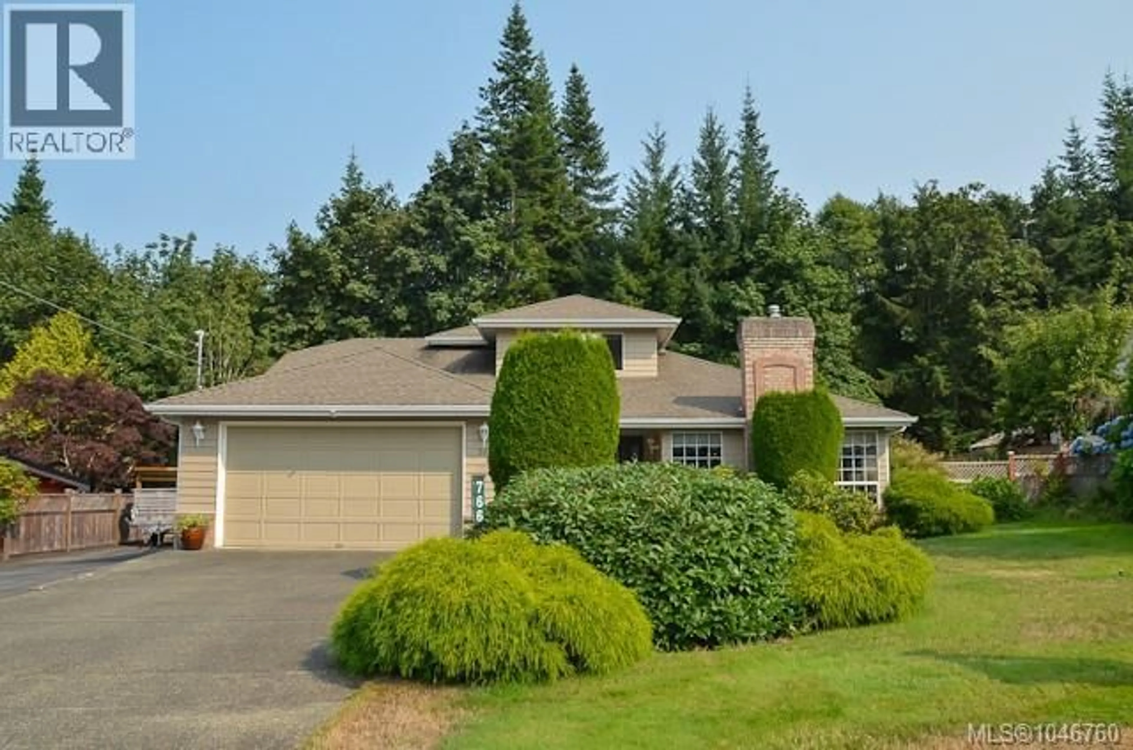 Home with vinyl exterior material, unknown for 766 CANYON CRESCENT, Qualicum Beach British Columbia V9K1K9
