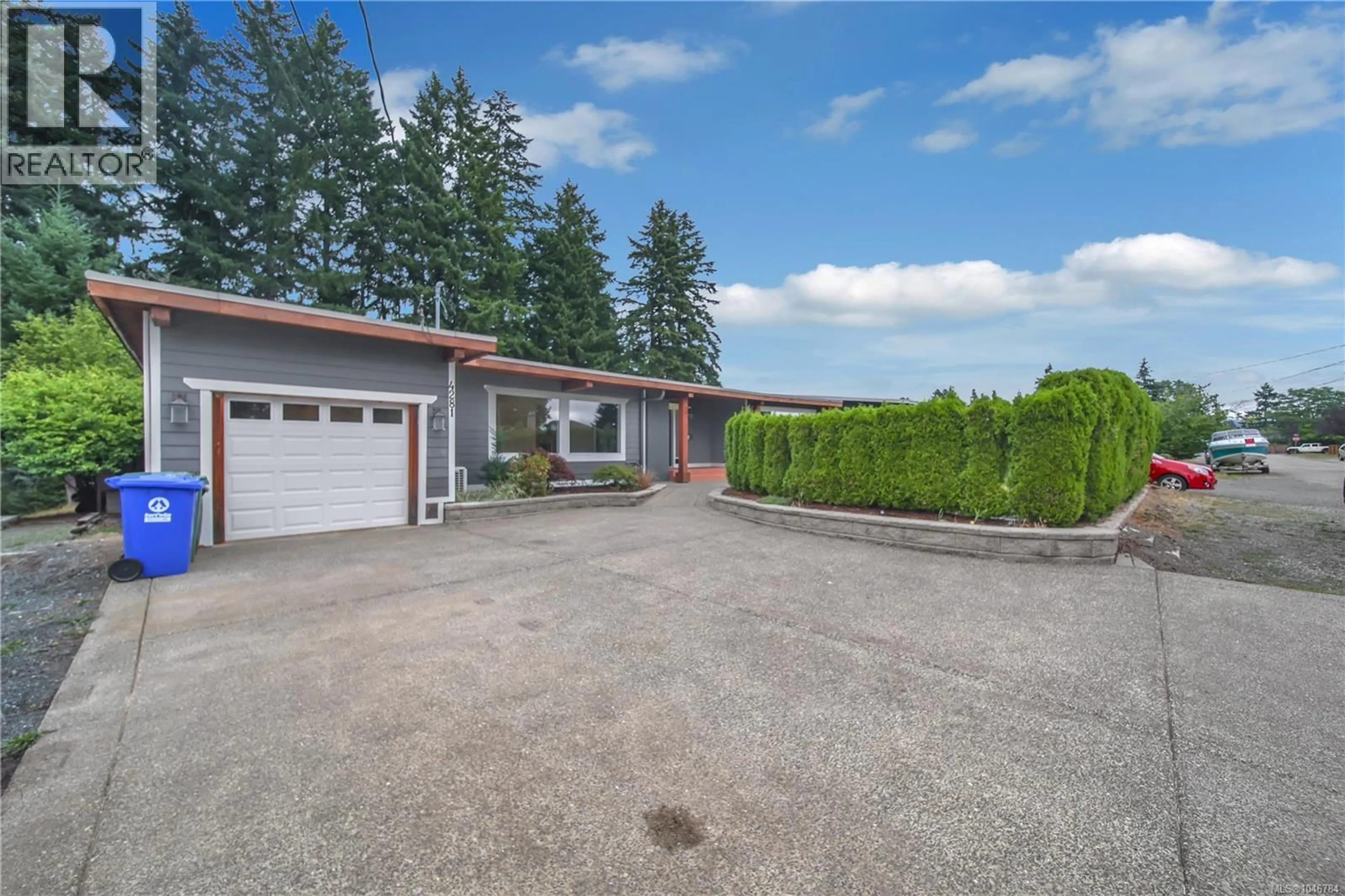 A pic from outside/outdoor area/front of a property/back of a property/a pic from drone, street for 4281 MICHIGAN ROAD, Port Alberni British Columbia V9Y5Z4
