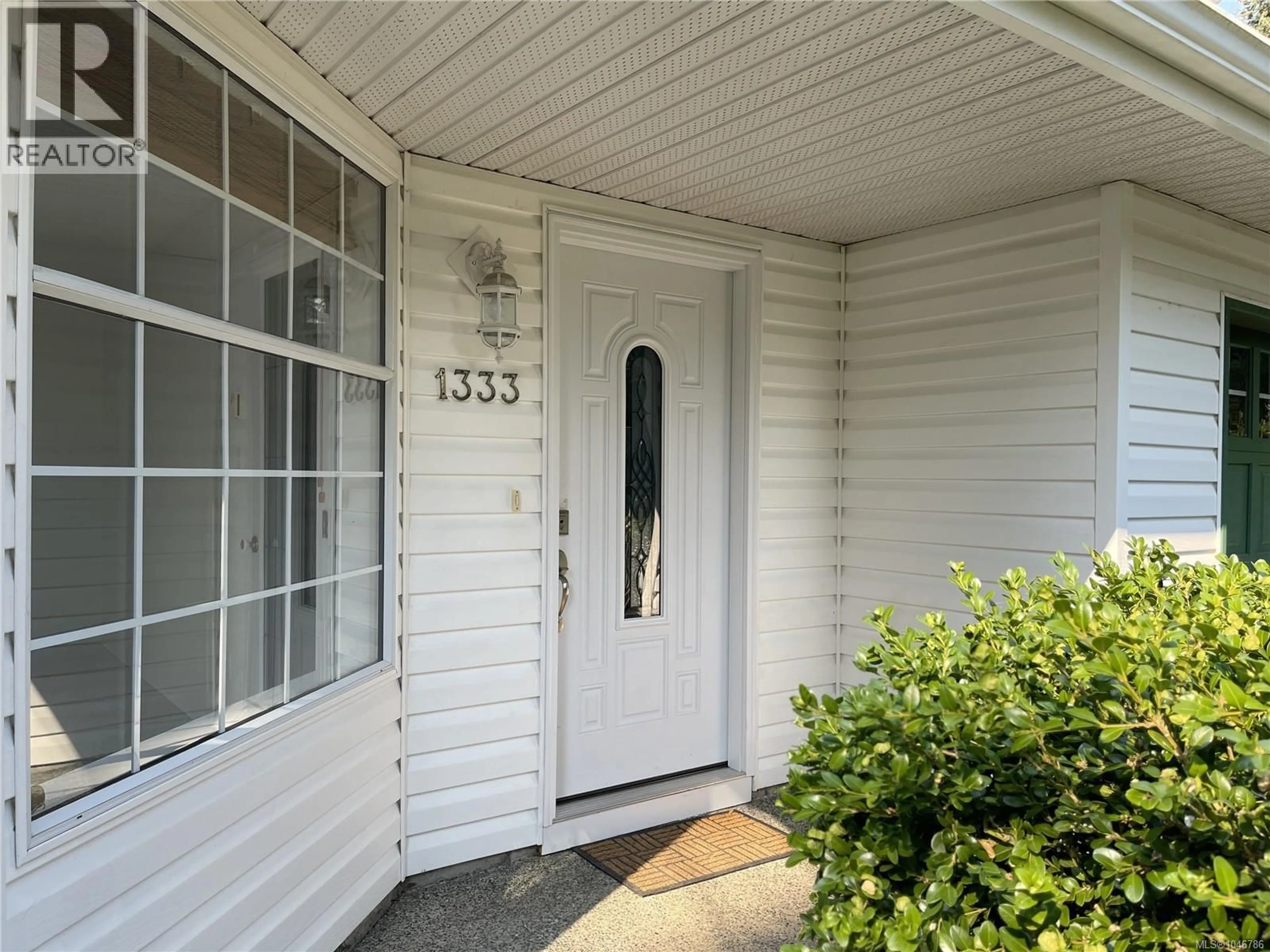 Indoor entryway for 1333 CARMEL PLACE, Nanoose Bay British Columbia V9P9B8