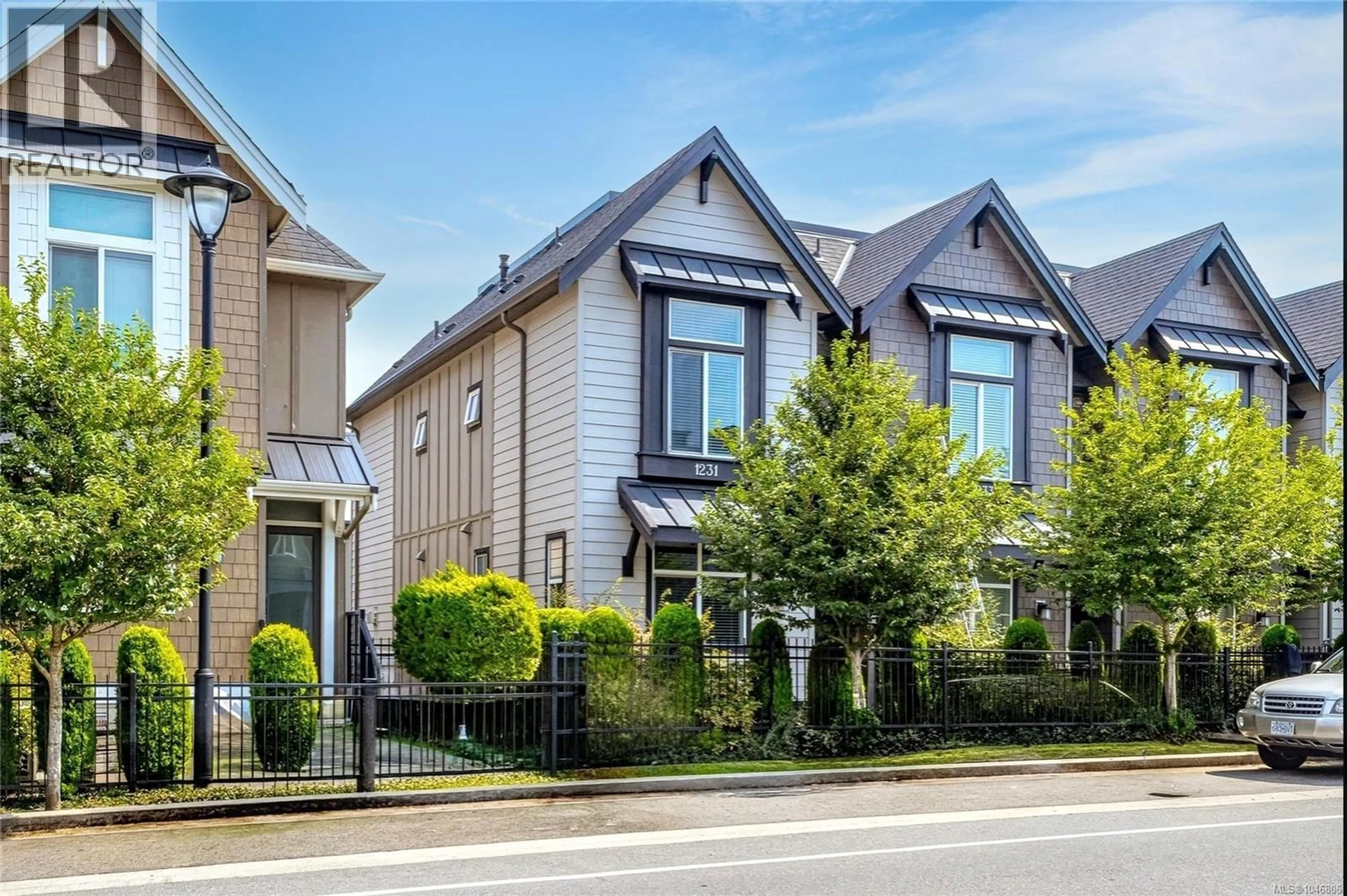 Home with brick exterior material, street for 1231 FLINT AVENUE, Langford British Columbia V9B0T9